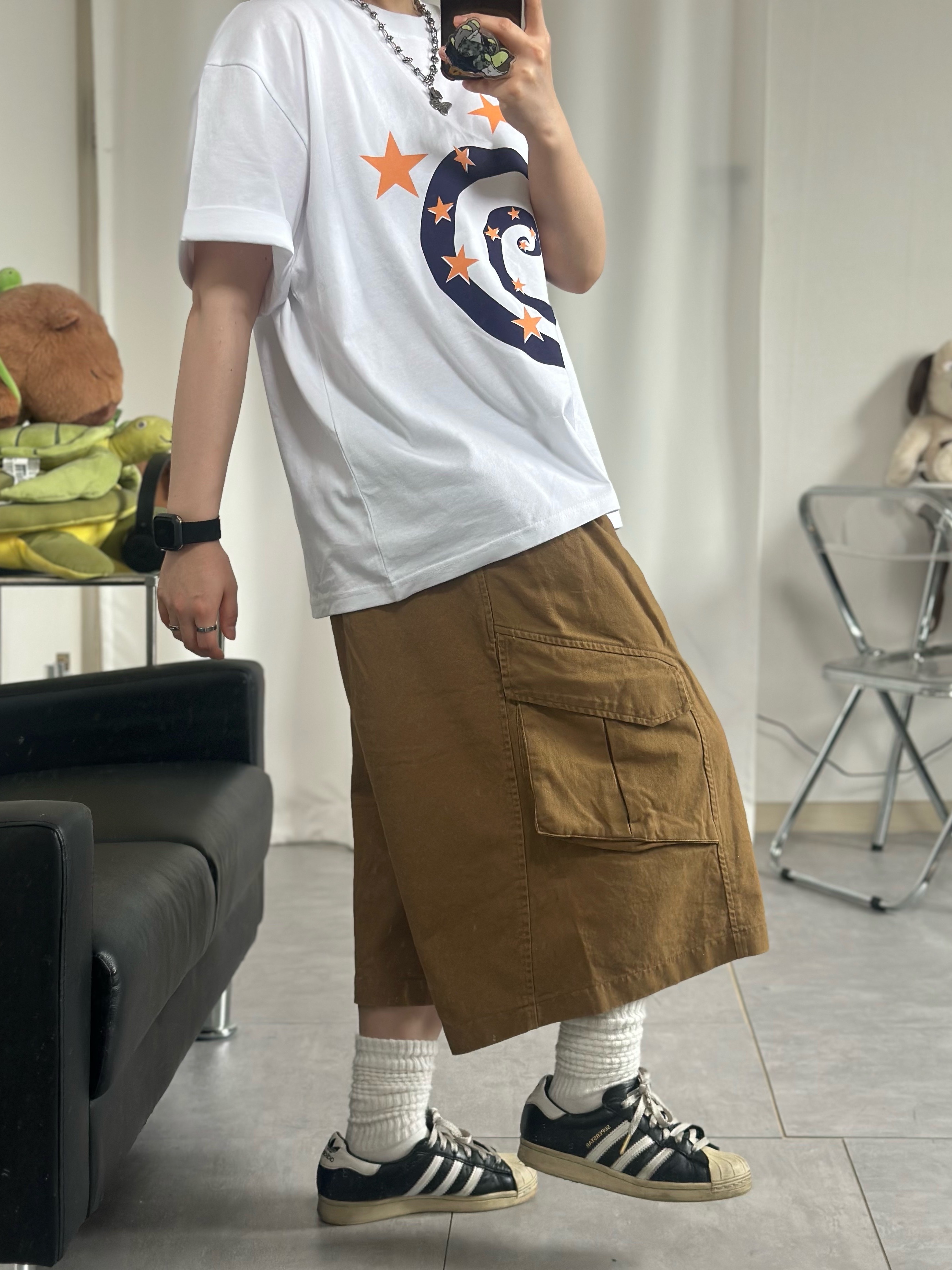 Hello Sunrise 90s Logo 6Panel Cap Beige & Navy, Deus Ex Machina String Bag Tan 착용 스타일 - 4