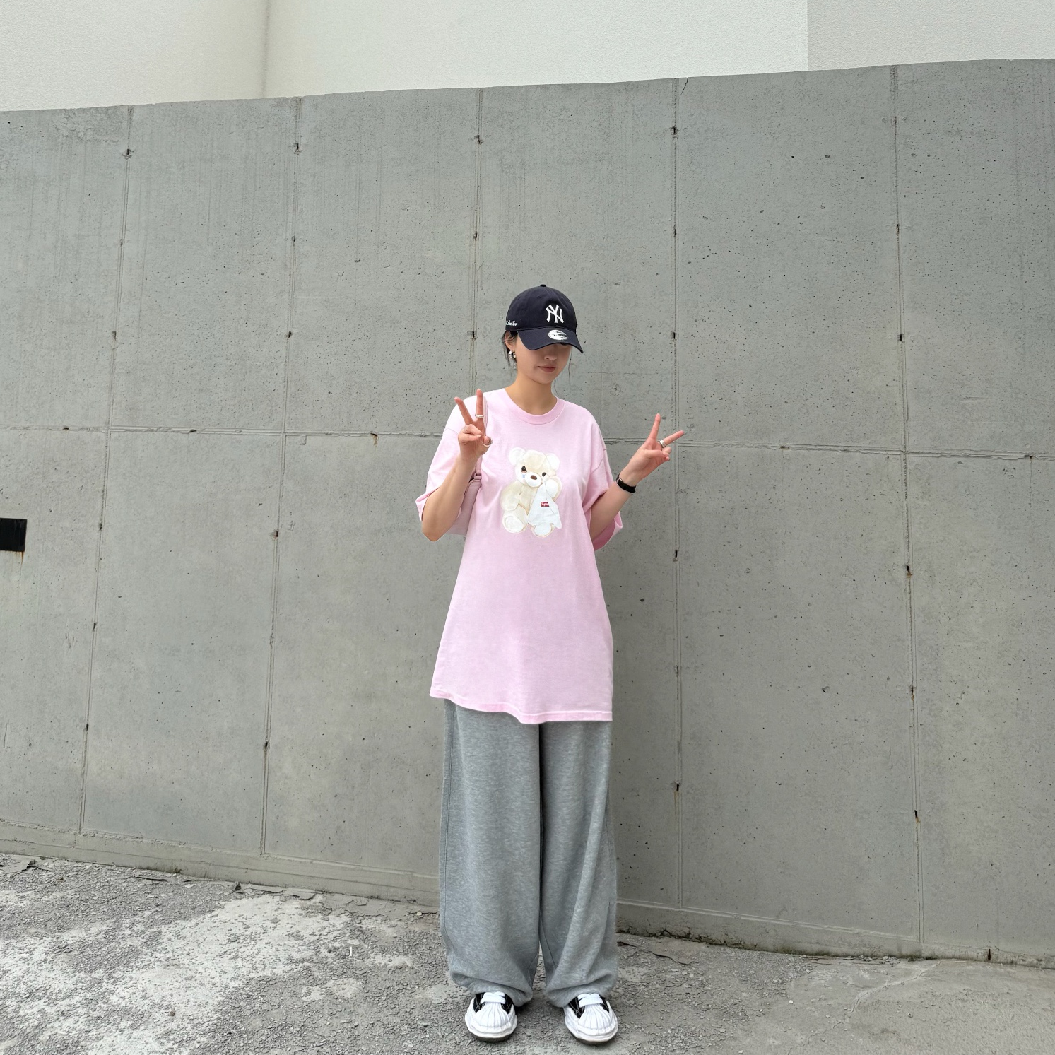 Aime Leon Dore x New Era Yankees Ballpark Hat Navy, Maison Mihara Yasuhiro Blakey OG Sole Canvas Low-top Sneakers Black White 착용 스타일