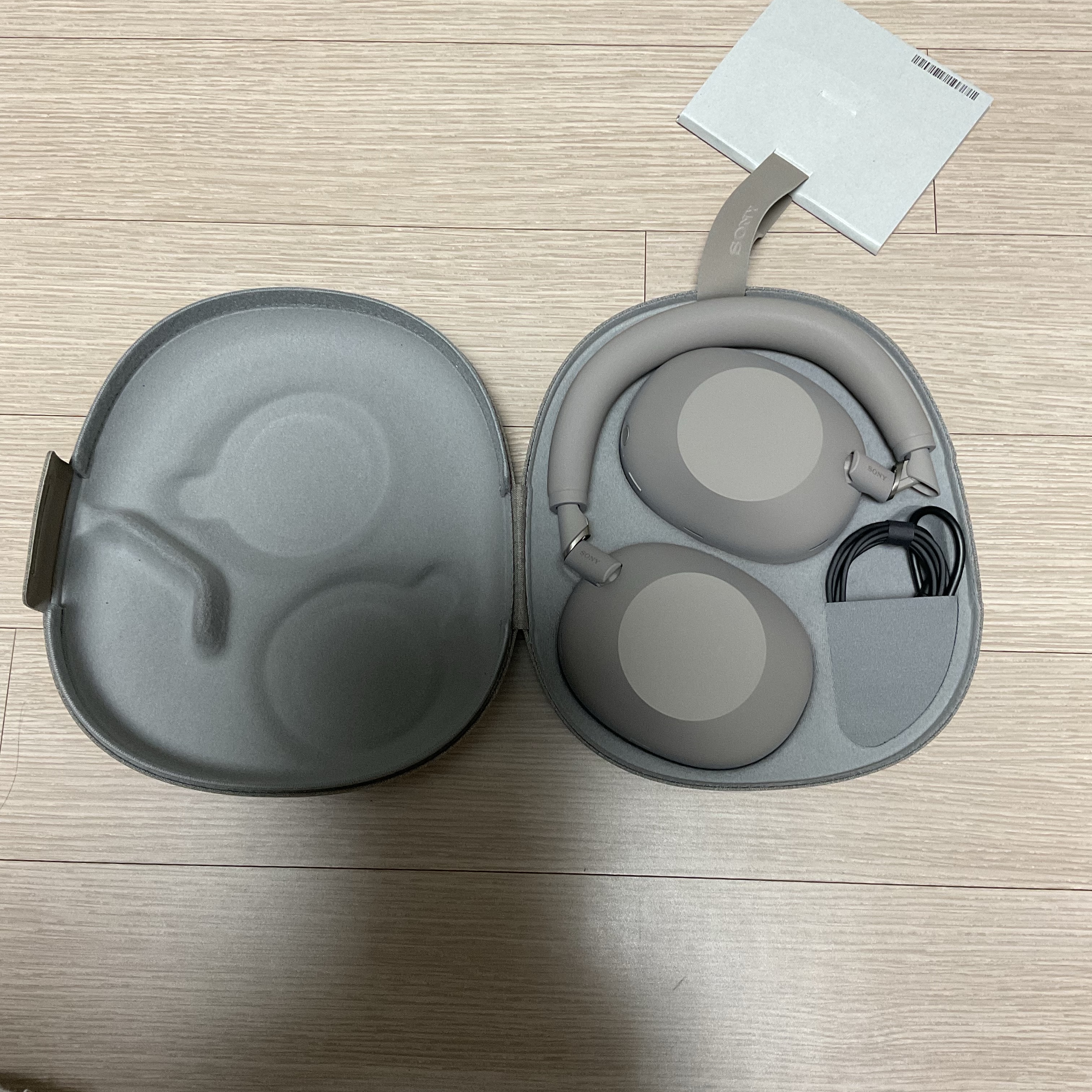 Sony WH-1000XM6 (Sony Korea Ver.) 착용 스타일