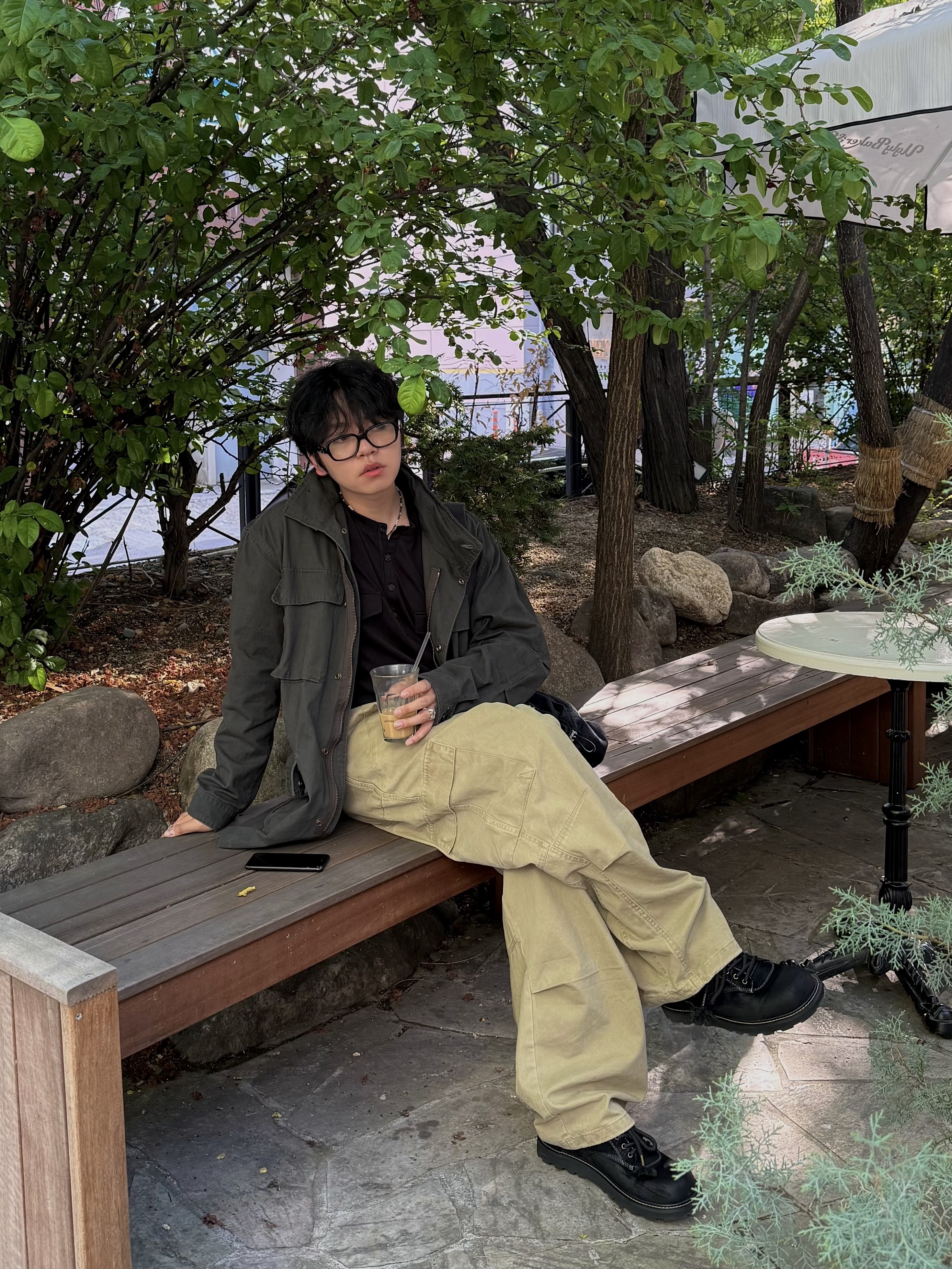 noun Washed Cargo Pants Beige 착용 스타일 - 5