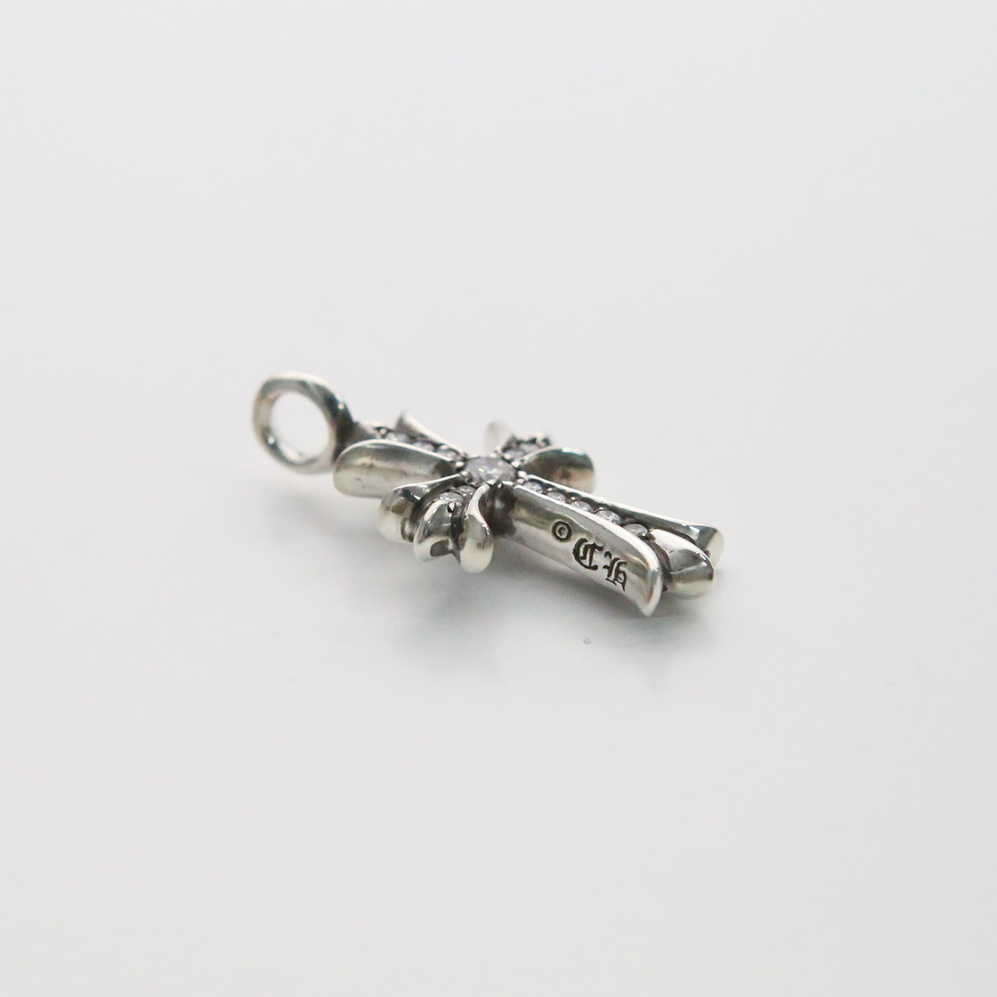 한스룸 크롬하츠 타이니팻 크로스 참 파베다이아(Hansroom Chrome Hearts Tiny Fat Cross Charm Pave Dia) - 4