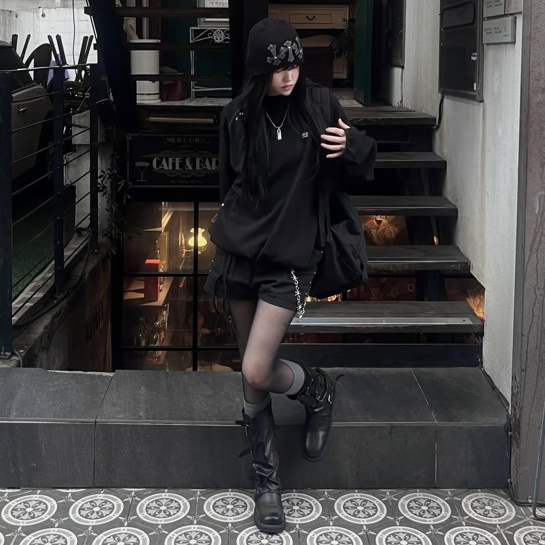 SPORT CHAMBER SC Waffle Ear-Open Hood T-shirt BLACK 착용 스타일 - 2
