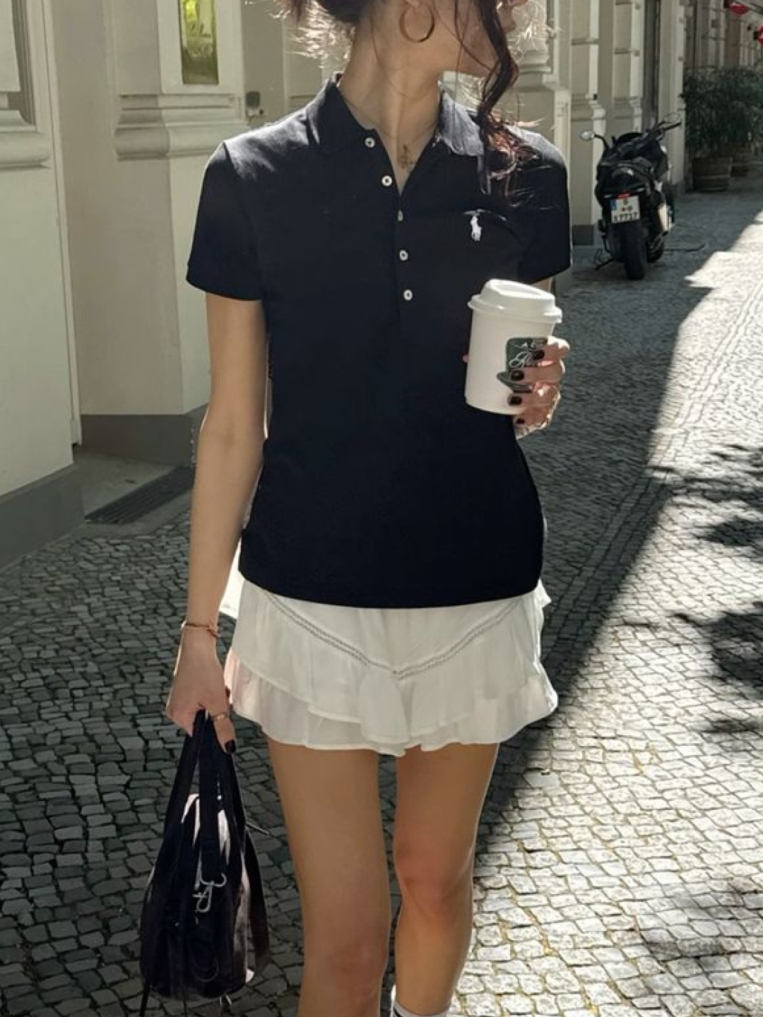 AMI de Coeur Polo Shirt Black, BAPE Milo One Point Stripe Relaxed Fit Polo Black 착용 스타일 - 4