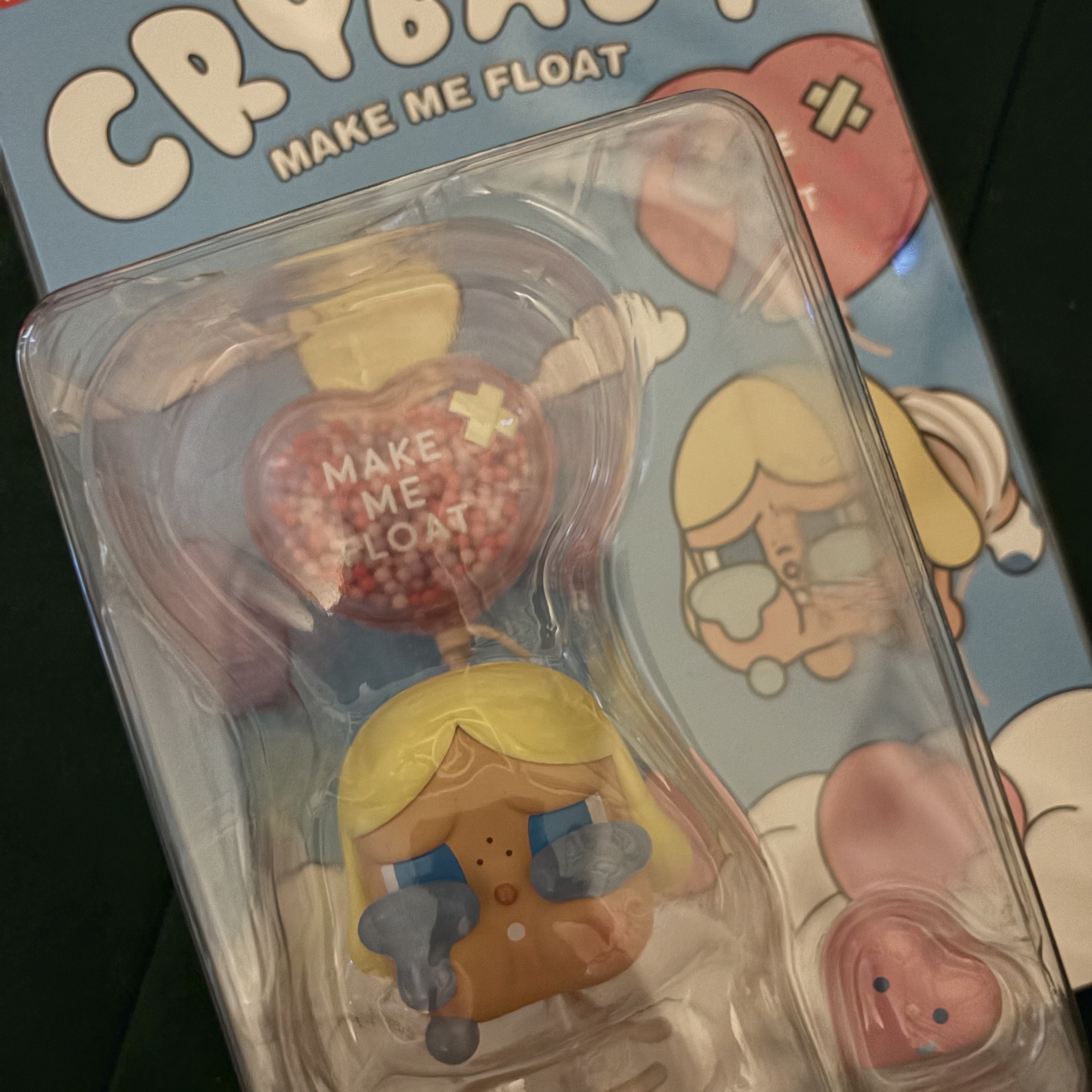 Pop Mart Crybaby Make Me Float Blister 착용 스타일