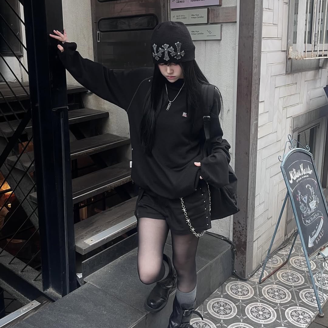 SPORT CHAMBER SC Waffle Ear-Open Hood T-shirt BLACK 착용 스타일 - 4