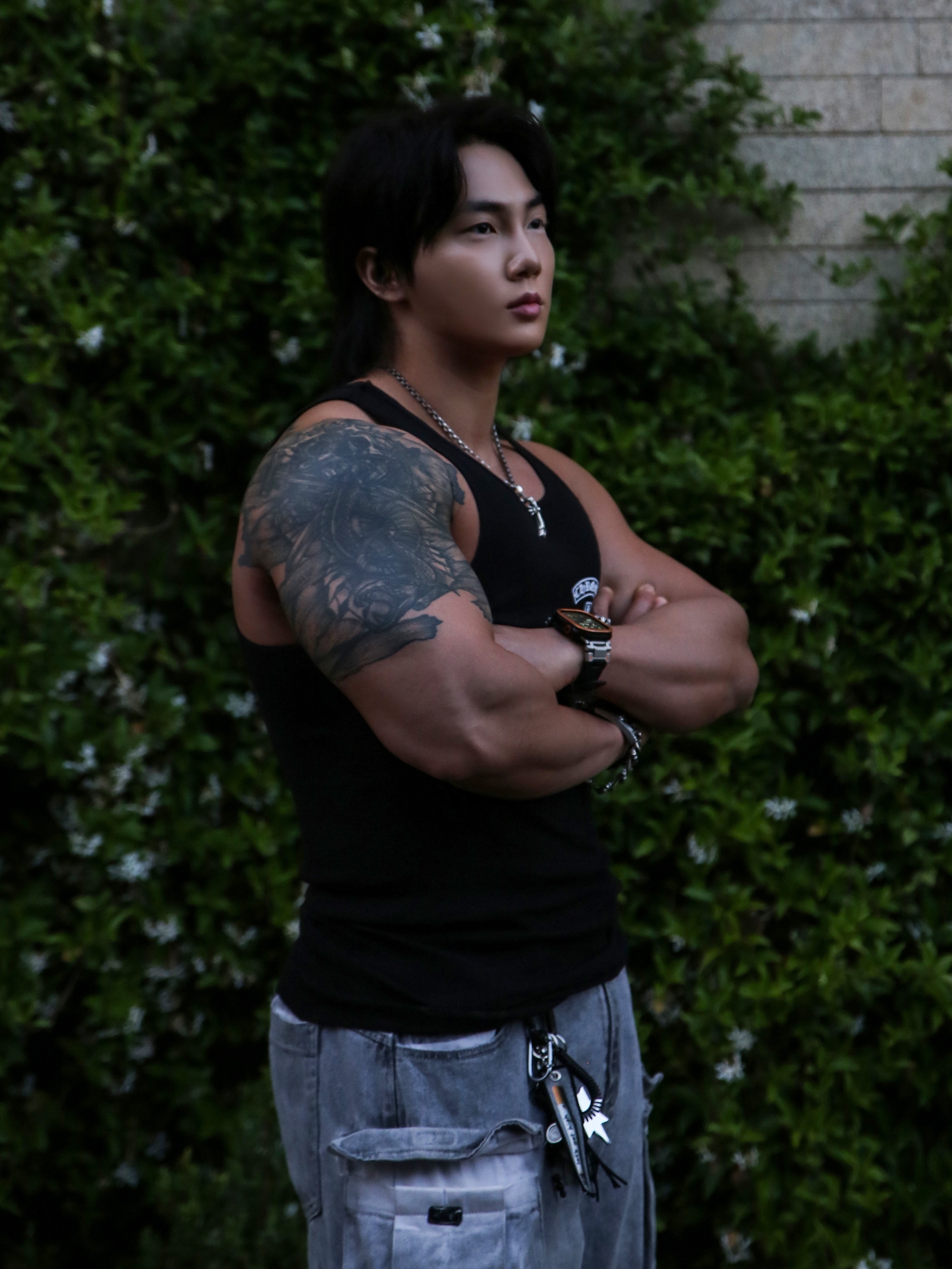 Chrome Hearts Cross T-Bar Logo Tank Top Black 착용 스타일 - 5