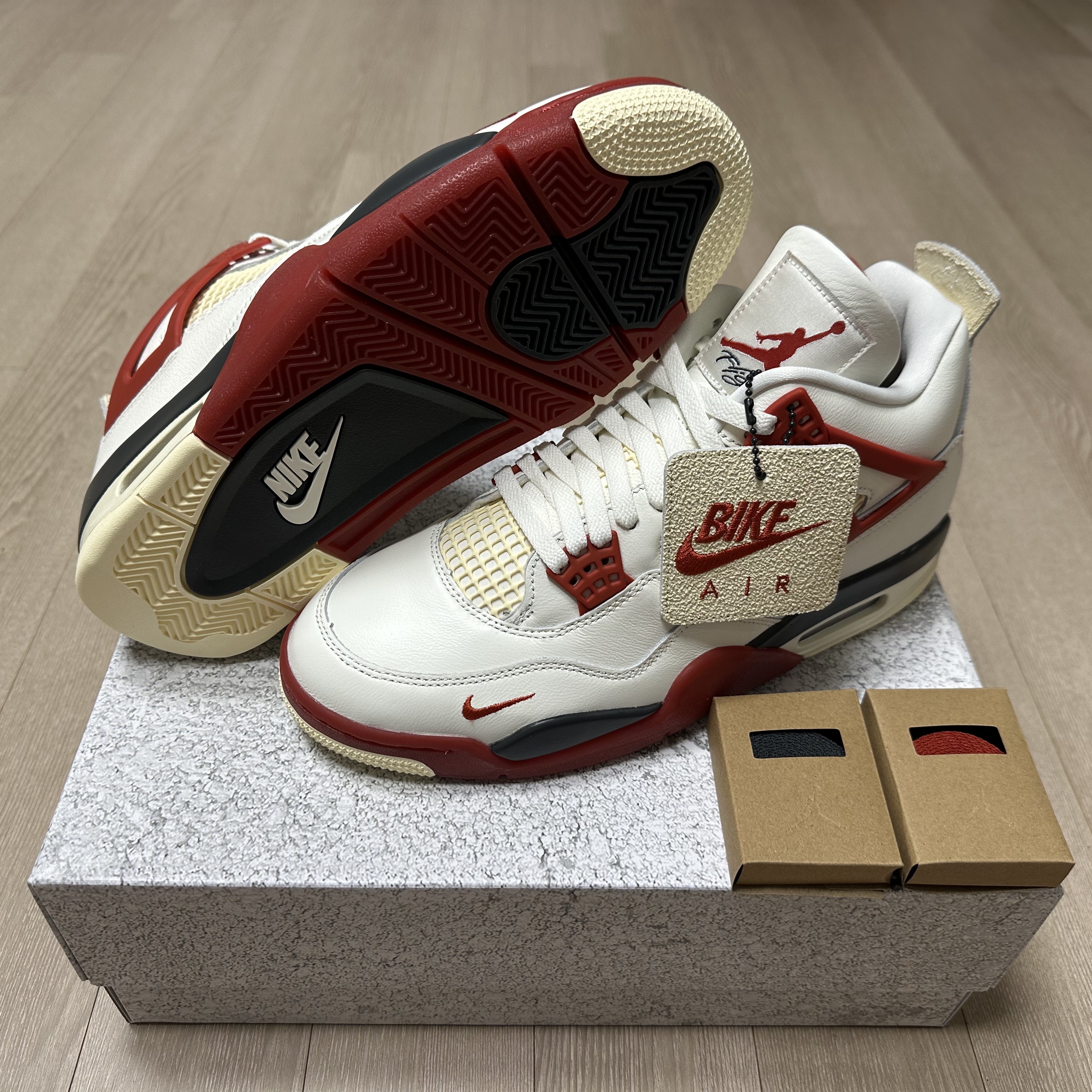 Jordan 4 x Nigel Sylvester Retro OG Brick After Brick 착용 스타일