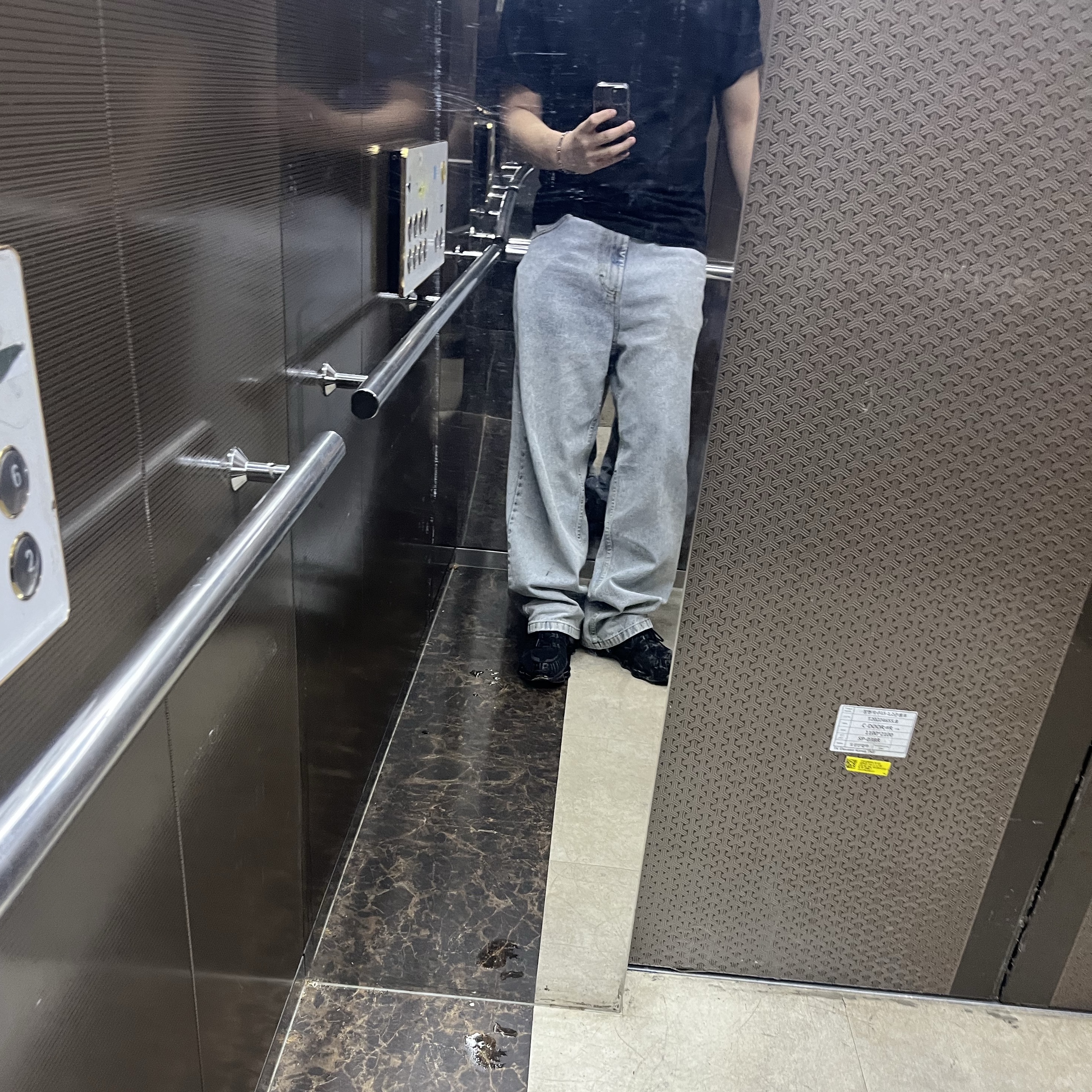 Polar Skate Co. Big Boy Og Logo Pants Light Blue 착용 스타일