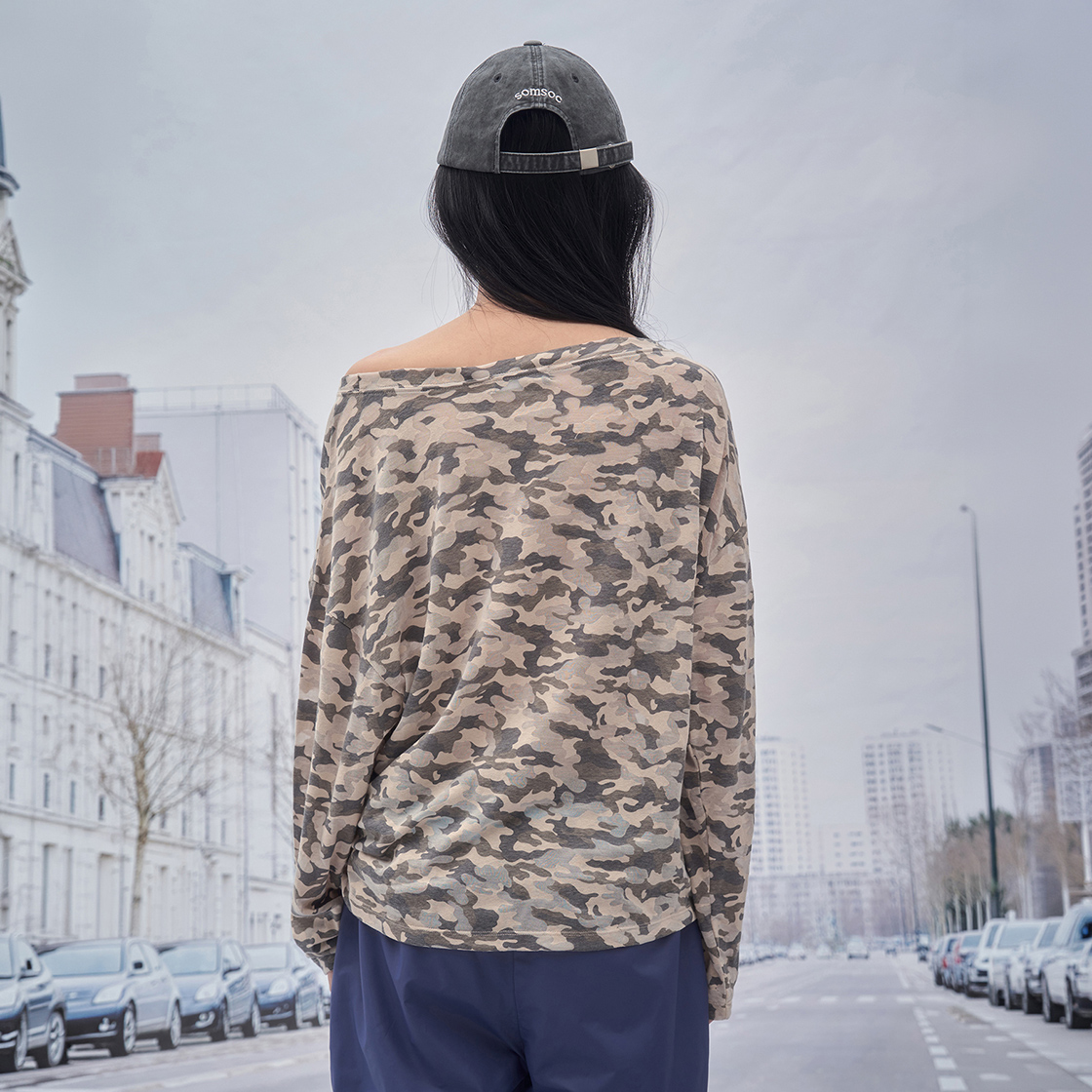 솜속 보에르 카모 비대칭 탑 베이지(SOMSOC Voer Camo Asymmetry Top Beige) - 3
