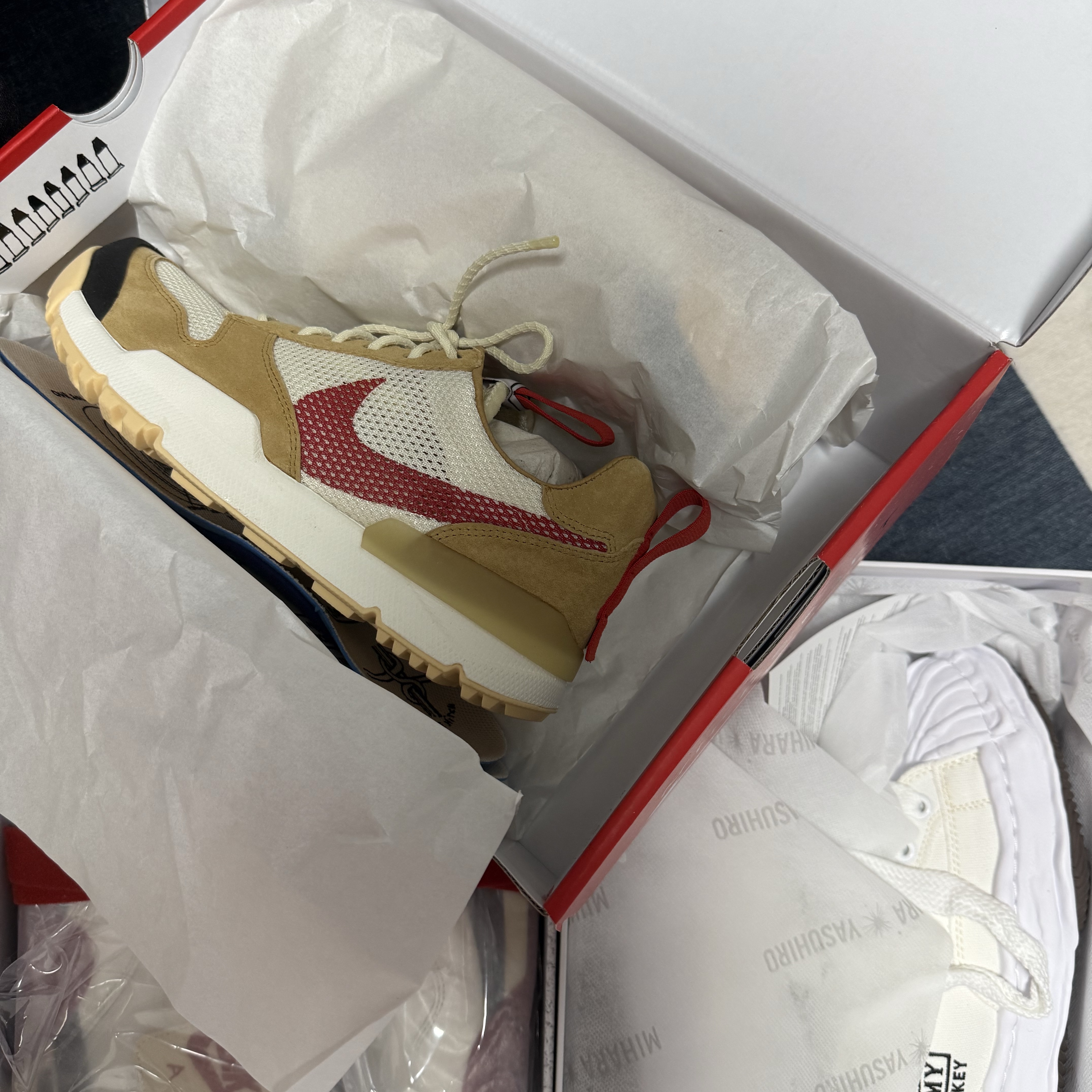 Nike x Tom Sachs Mars Yard Shoe 3.0 Space Camp, Maison Mihara Yasuhiro Blakey OG Sole Canvas Low-top Sneakers White 착용 스타일