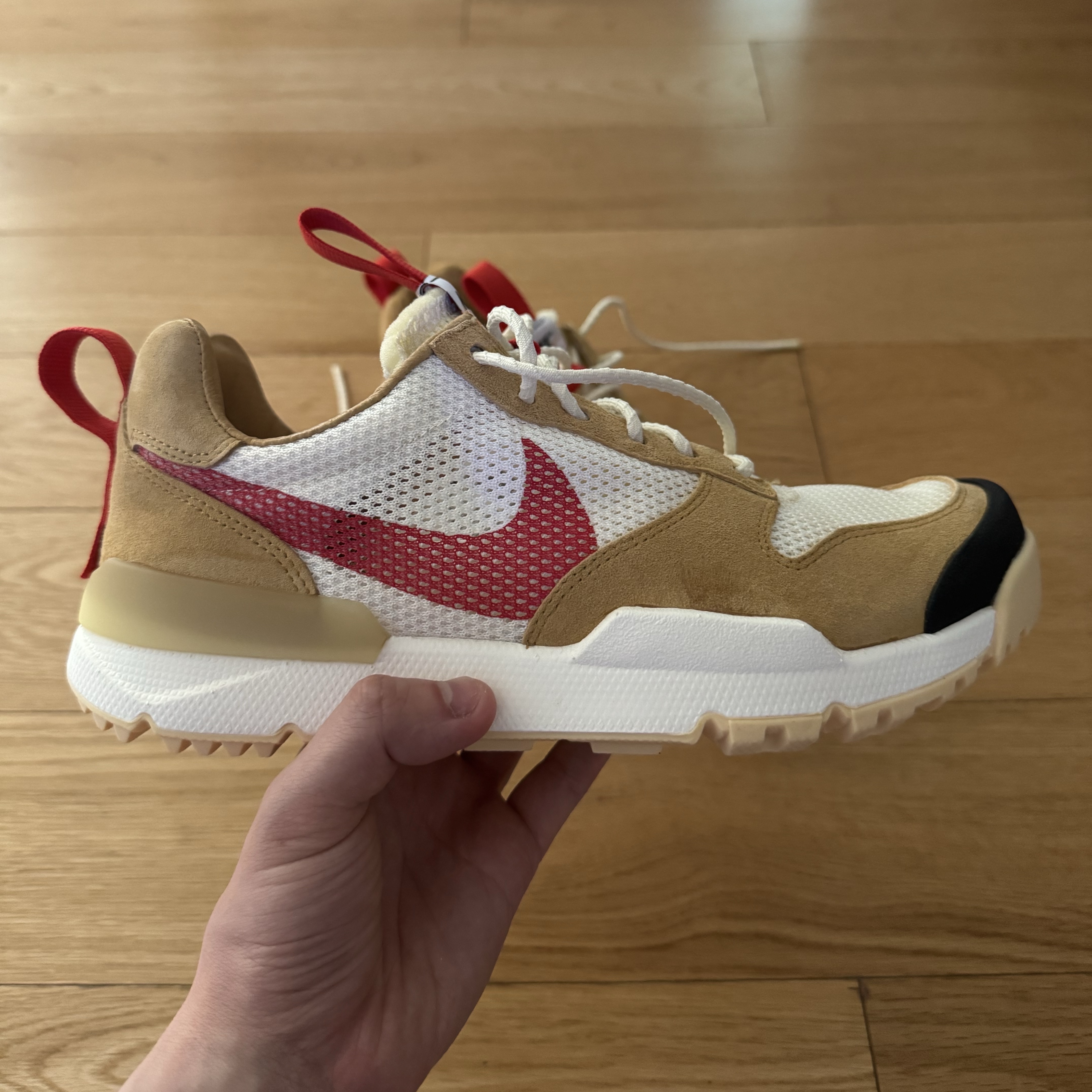 Nike x Tom Sachs Mars Yard Shoe 3.0 Space Camp 착용 스타일 - 1