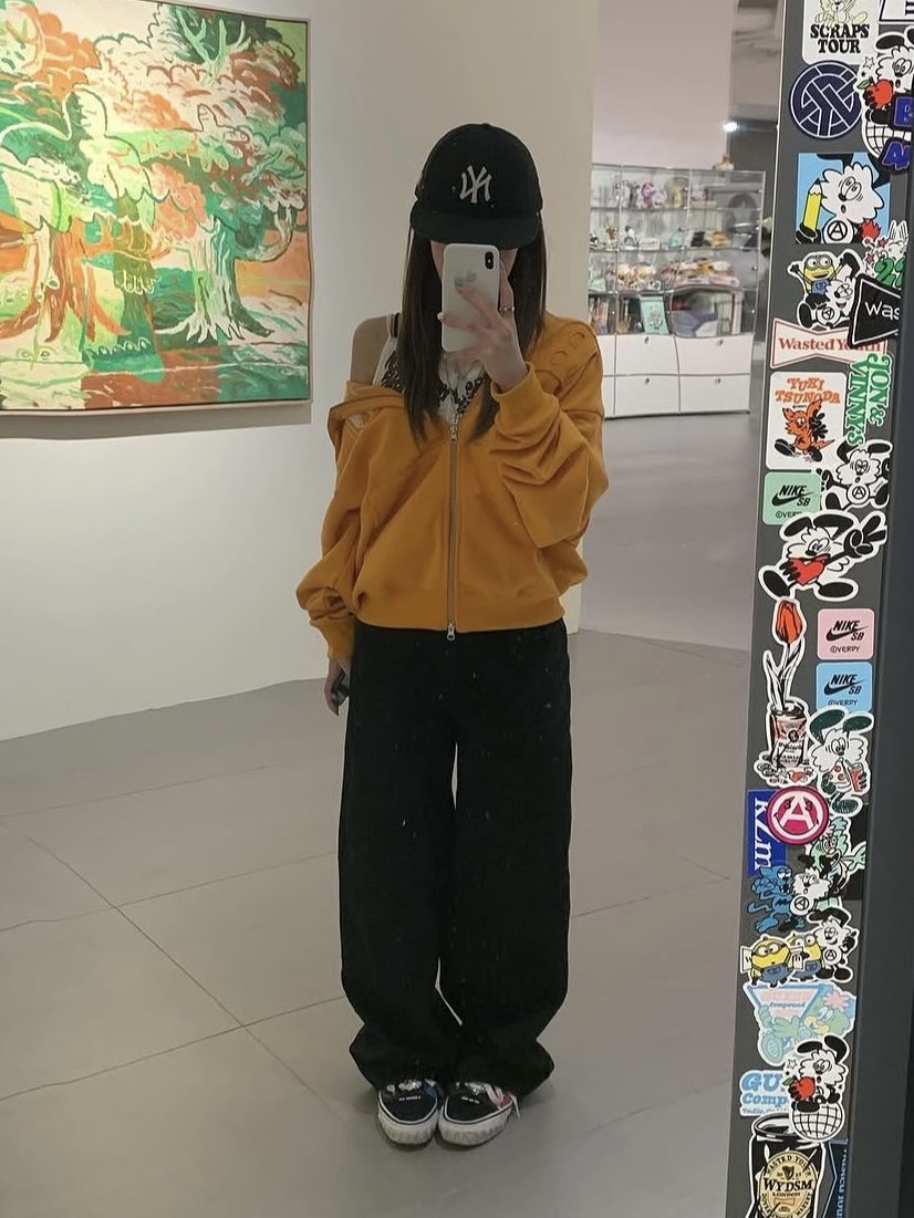Vans x BAPE Old Skool TB LX Black, Thisisneverthat x New Era x MLB New York Yankees 59Fifty Retro Crown Cap Black 착용 스타일