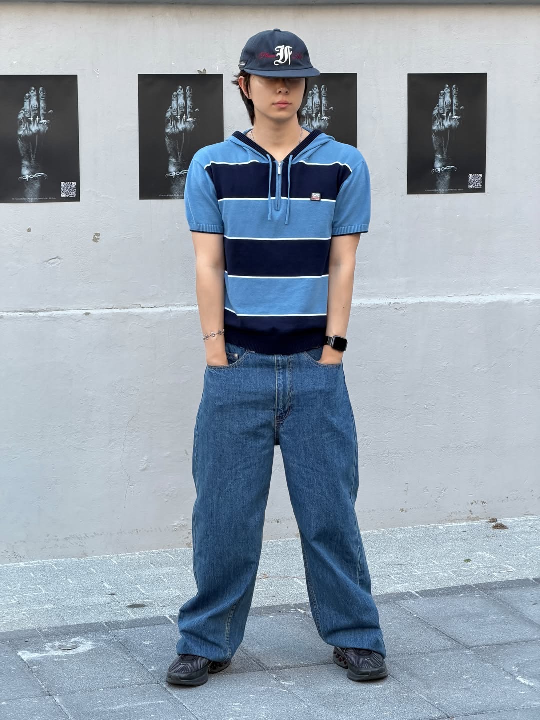 SPORT CHAMBER Loop Knit Hoodie SKY BLUE 착용 스타일 - 4