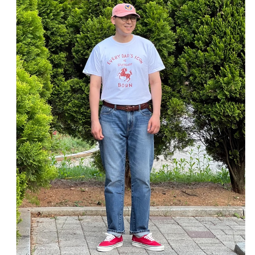 GILDAN X Vintage Collection EVERY DADS ICON T-Shirt 착용 스타일