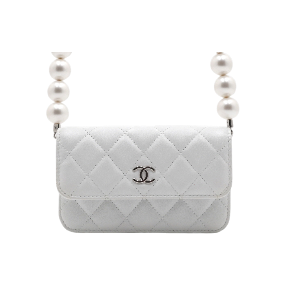 ITB9UPF6JVA6 Chanel White Leather Pearl Chain Mini Flap Shoulder Bag & Crossbody