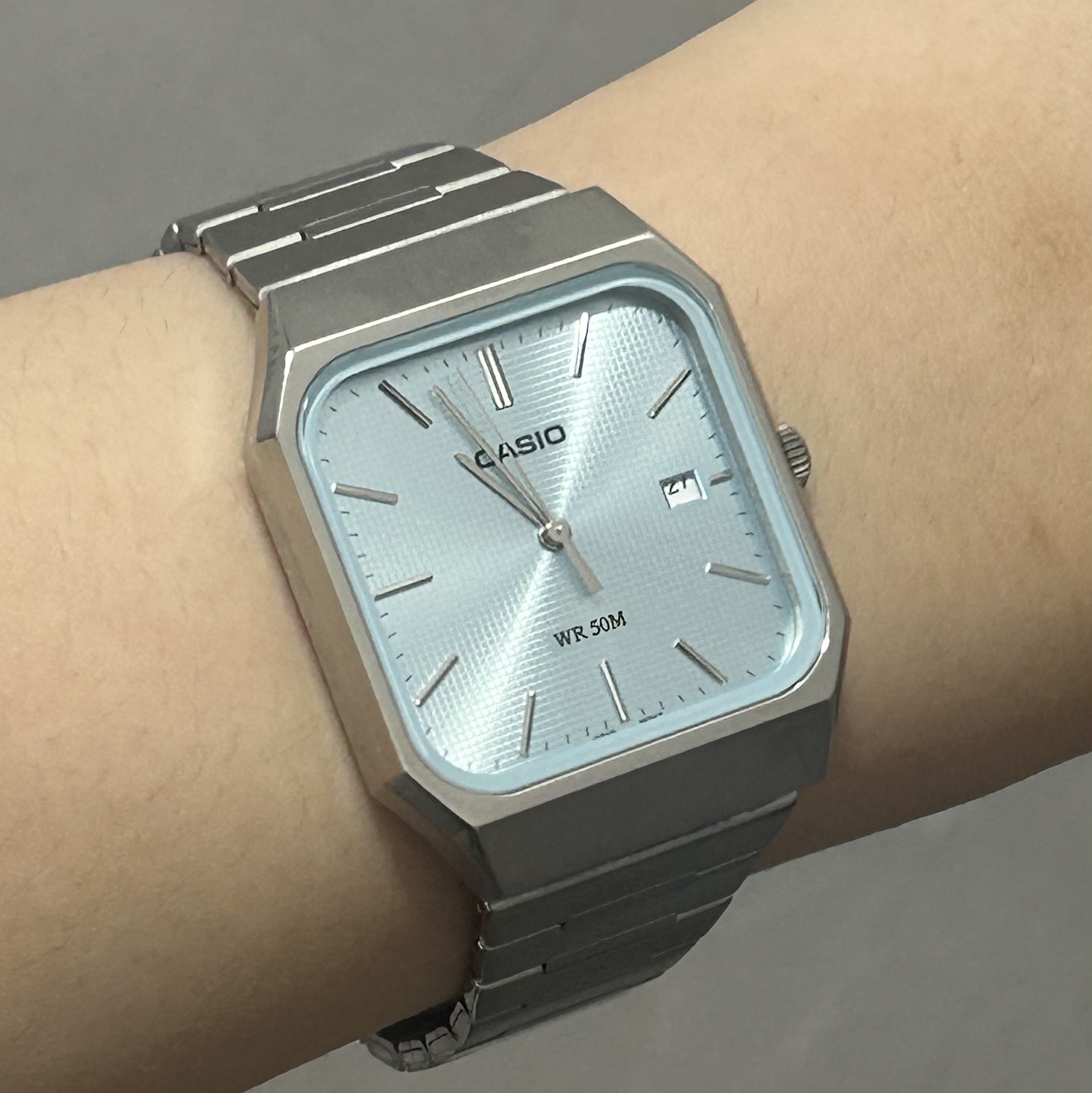 Casio MTP-B185D-2A2V 착용 스타일