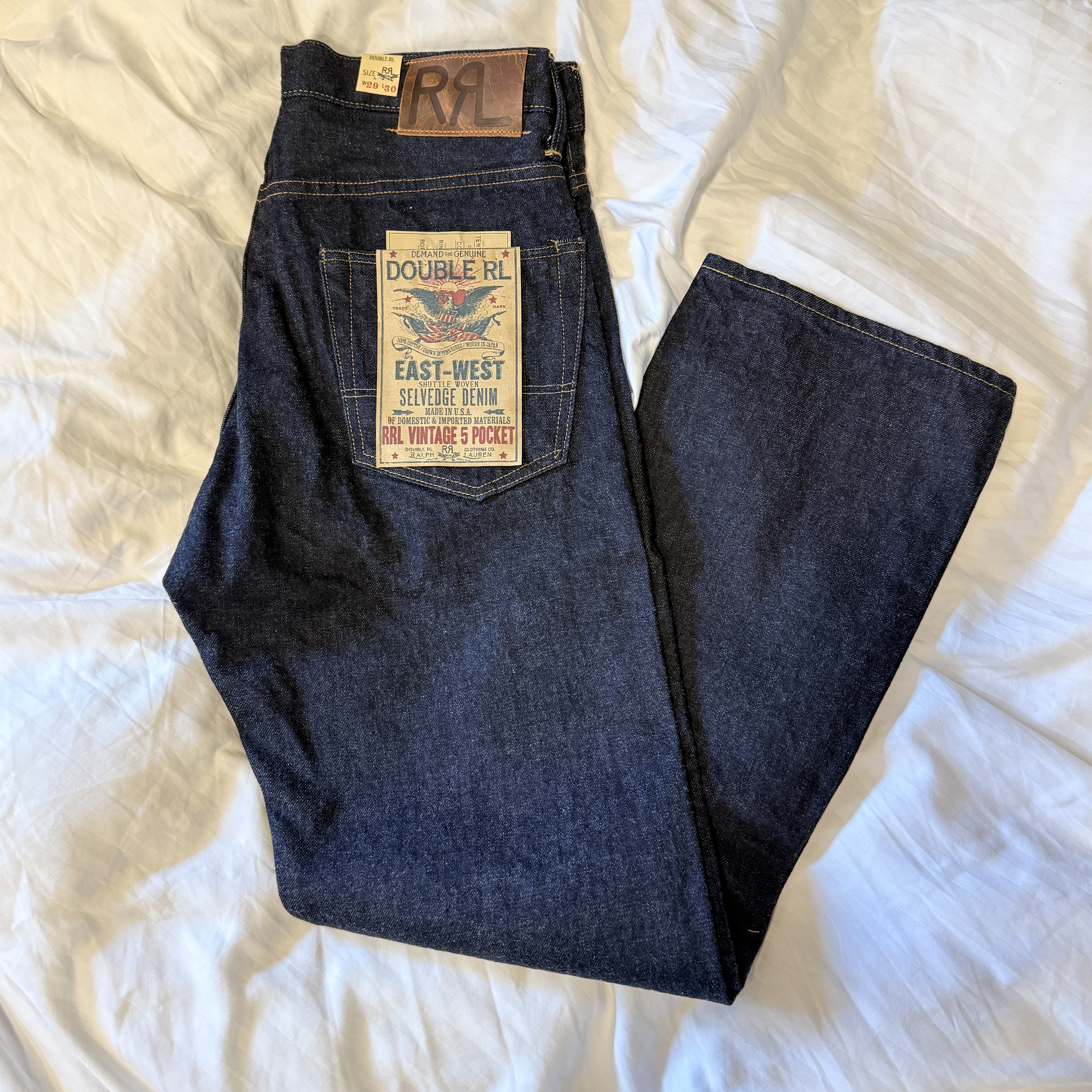 Double RL Vintage 5 Pocket East West Selvedge Jeans East West Rinse, Double RL Logo Jersey T-Shirt Navy 착용 스타일 - 2