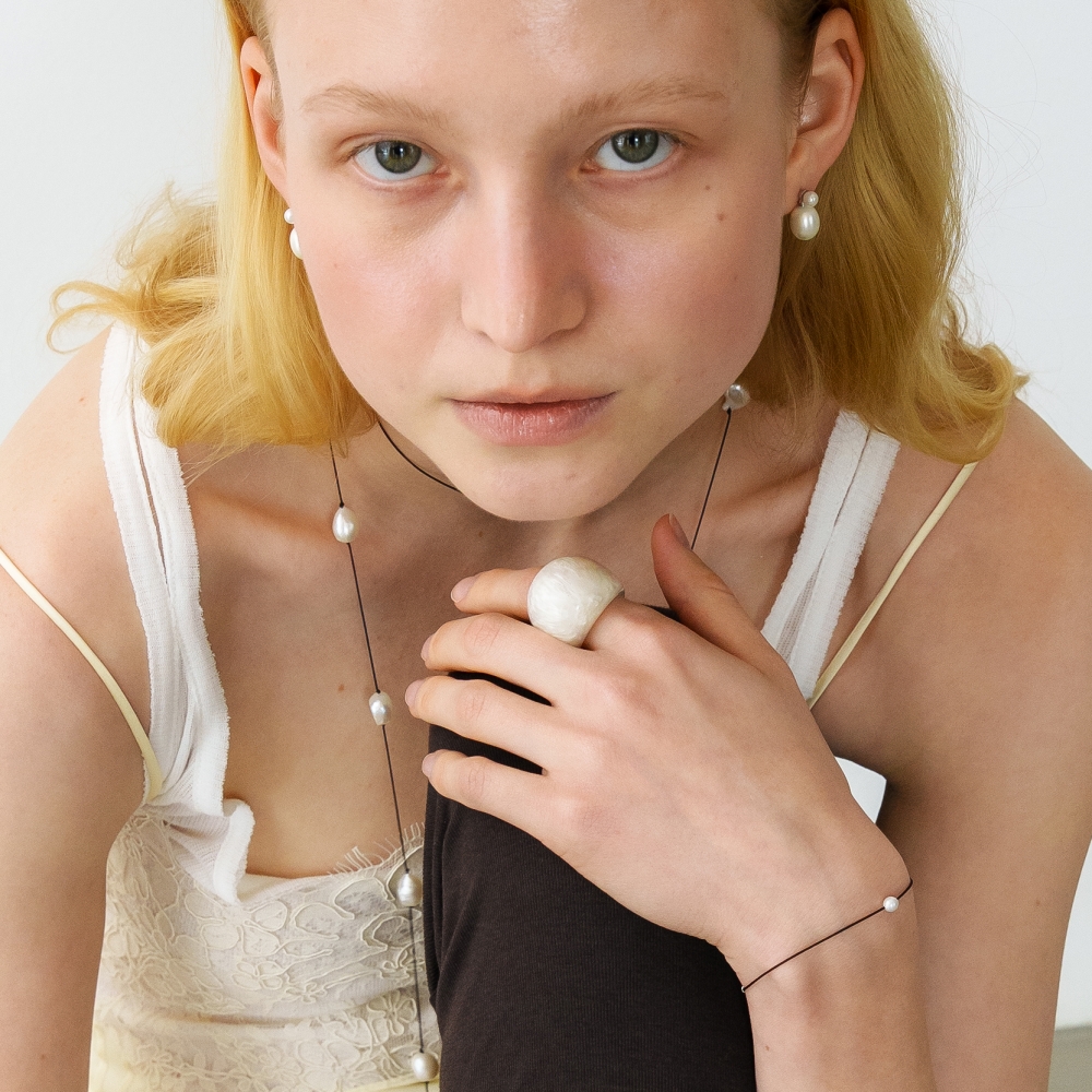 러브미몬스터 볼드 돔 호마이카 반지 화이트(lovememonster Bold Dome Formica Ring WHITE) - 3