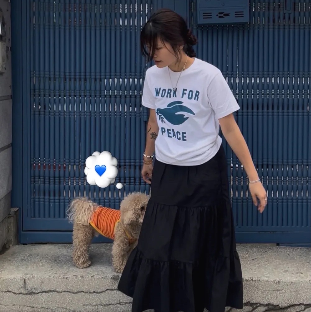 GILDAN x Vintage Collection Work For Peace T-Shirt 착용 스타일 - 2