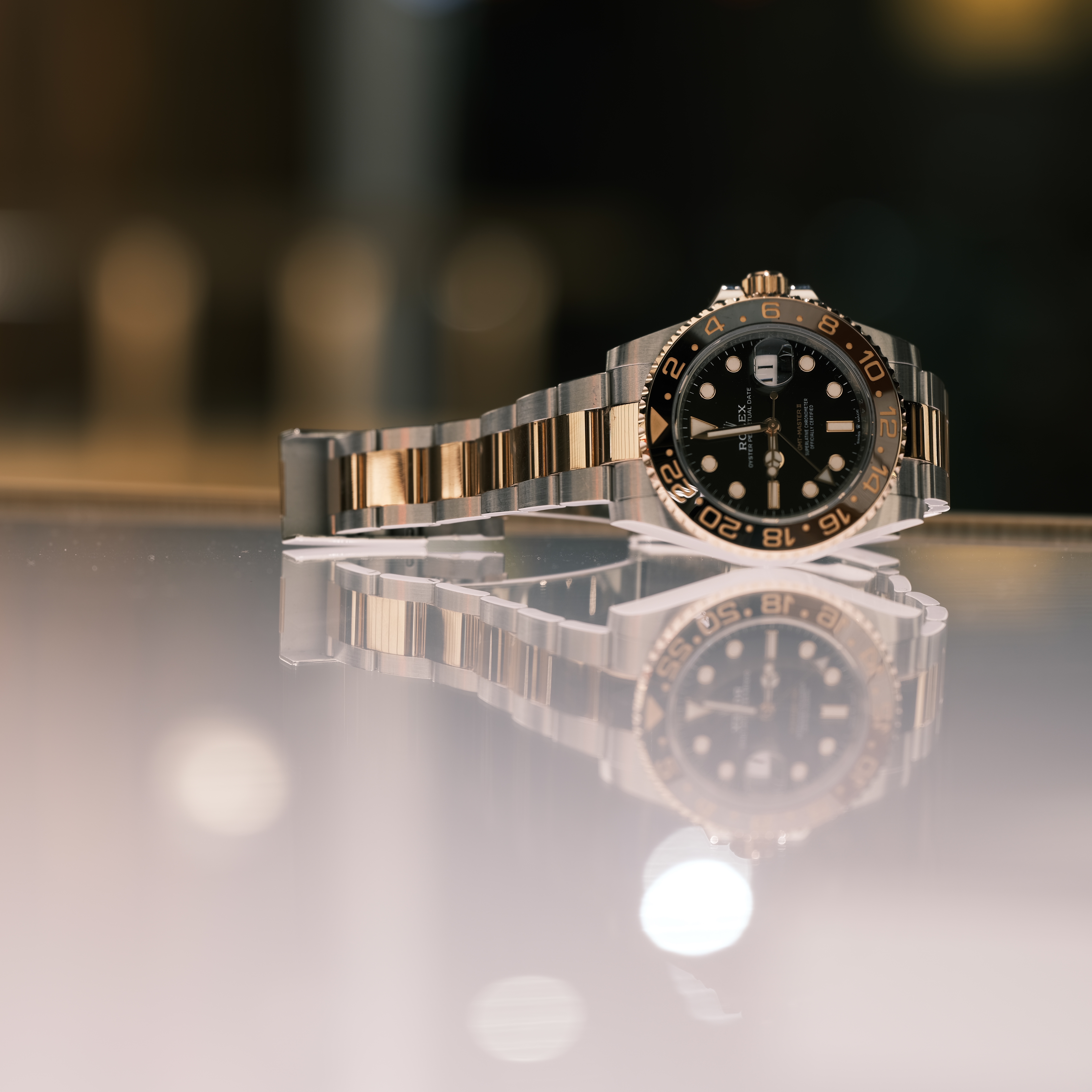 Fujifilm X100VI Silver (Korean Ver.), Rolex GMT-Master II 40mm 126711CHNR Black Oyster 착용 스타일 - 3