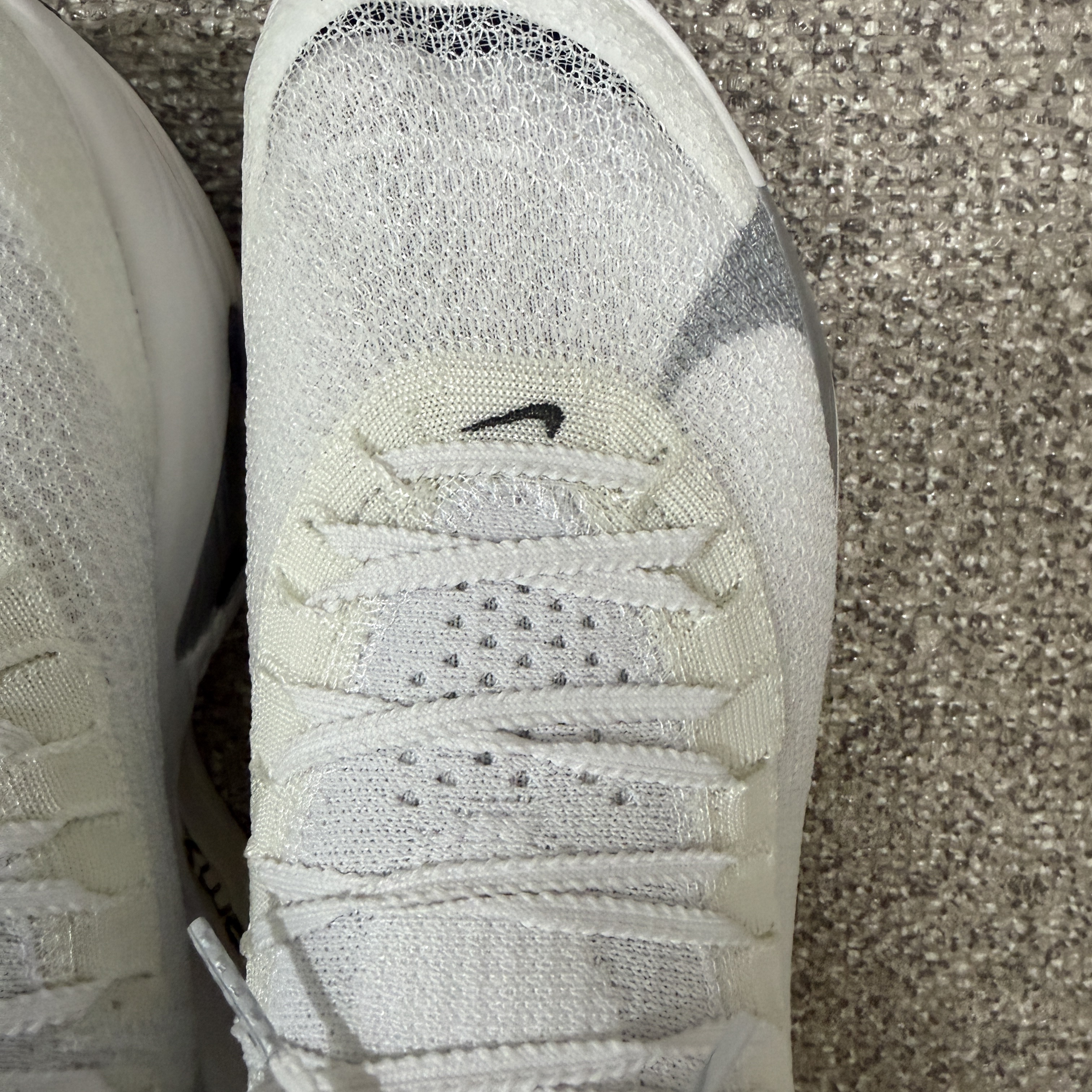 Nike Air Zoom Alphafly Next% 3 Platinum Tint Reflect Silver 착용 스타일 - 2