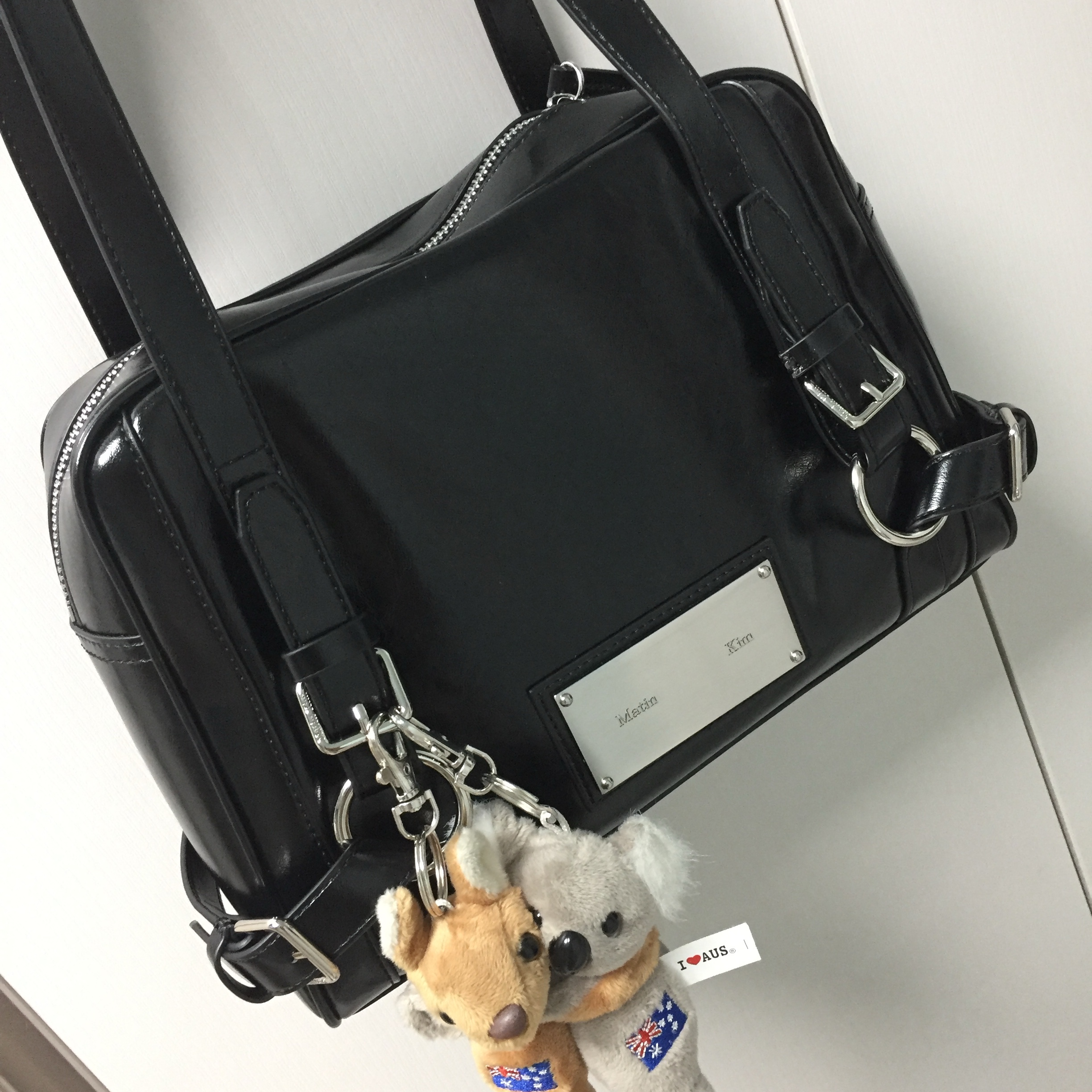Matin Kim Biker Detail Square Shoulder Bag Black 착용 스타일