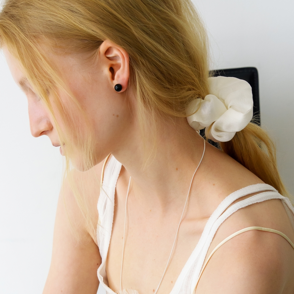 러브미몬스터 퓨어 포그 스크런치 스몰 아이보리(lovememonster Pure Fog Scrunchy S IVORY) - 5