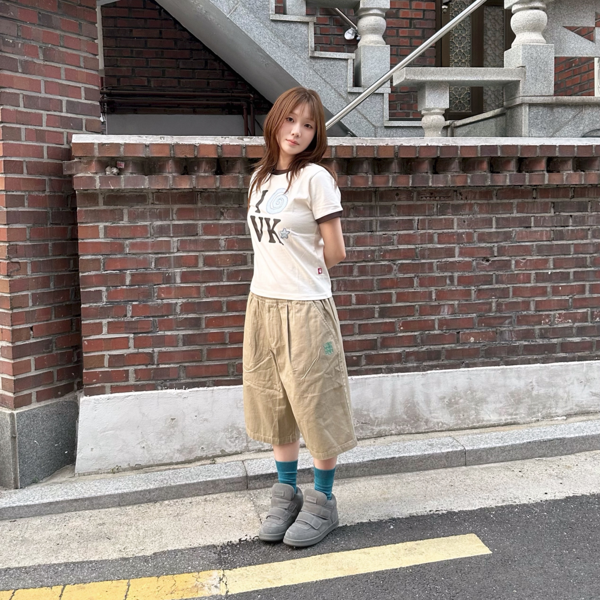 COYSEIO Coy Bumble Sneakers Grey 착용 스타일 - 1