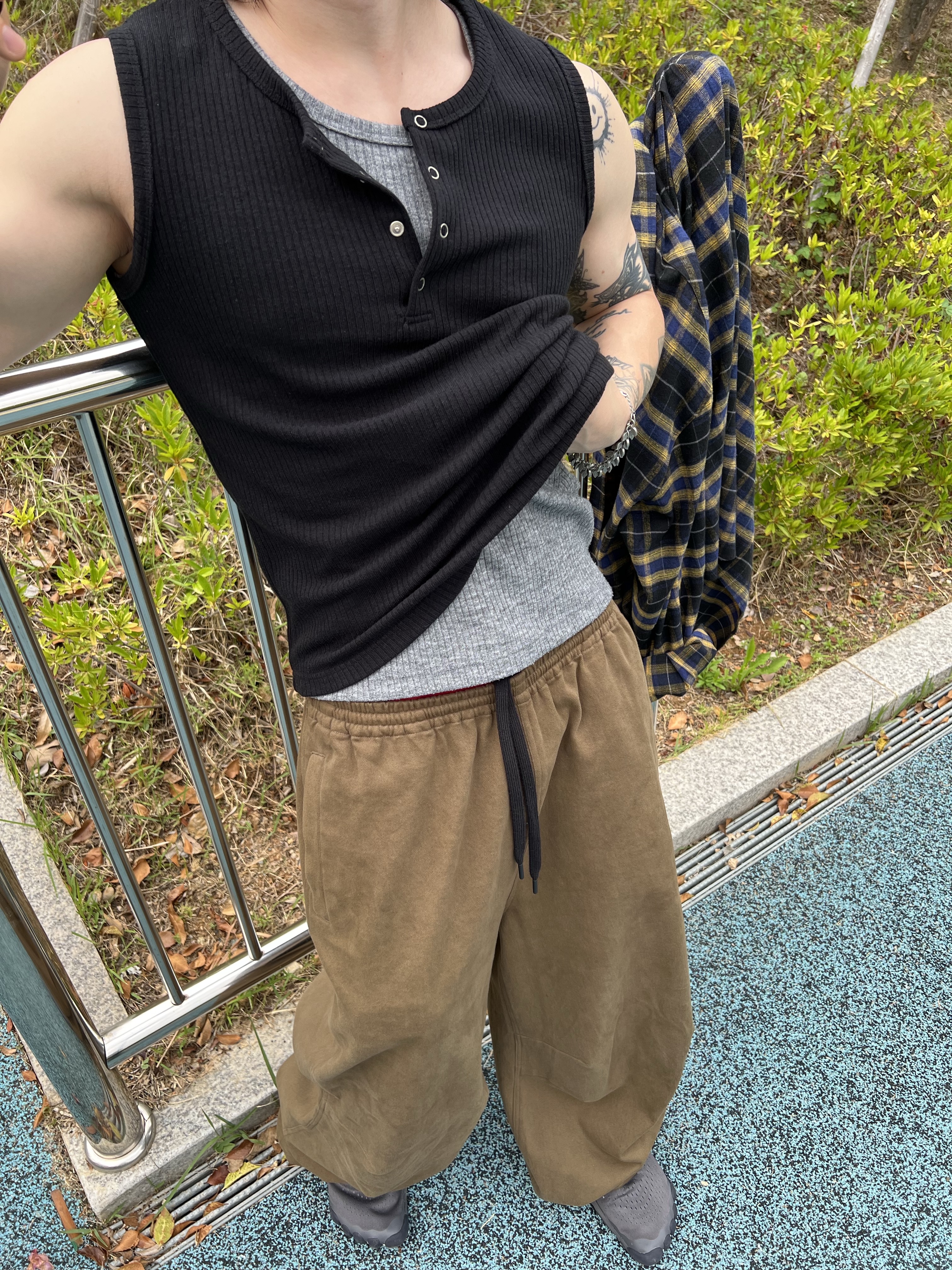 MJD Oversized Flannel Check Shirt Multi, Hono Report Leaf Bracelet 착용 스타일 - 6