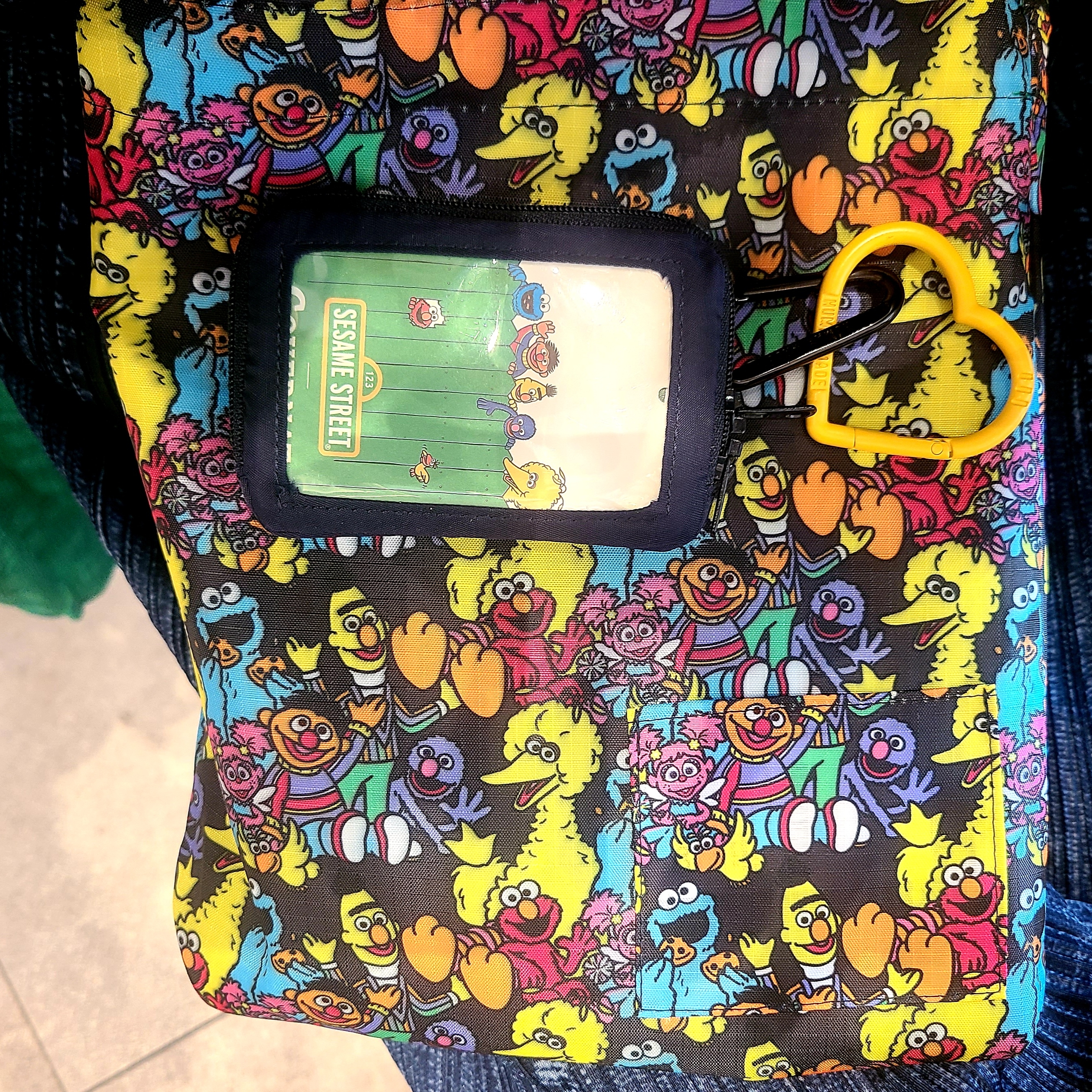 Human Made Military Card Case Navy, Human Made Heart Carabiner Yellow 착용 스타일