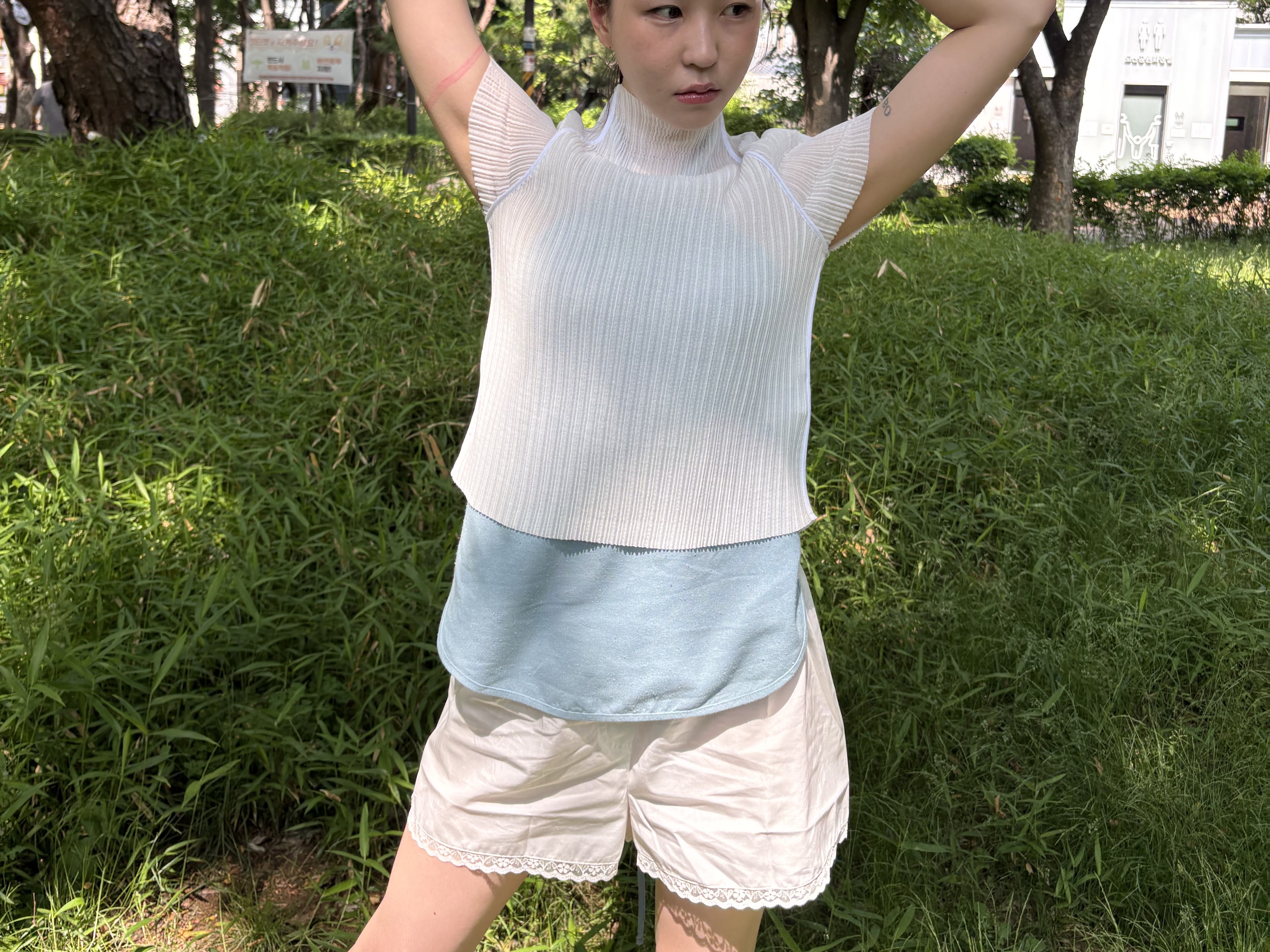 [KREAM 단독] Cou Cou Intimates Women The Boxer White - 26SS, Phileo x Keen Women Targhee White - 26SS 착용 스타일 - 2