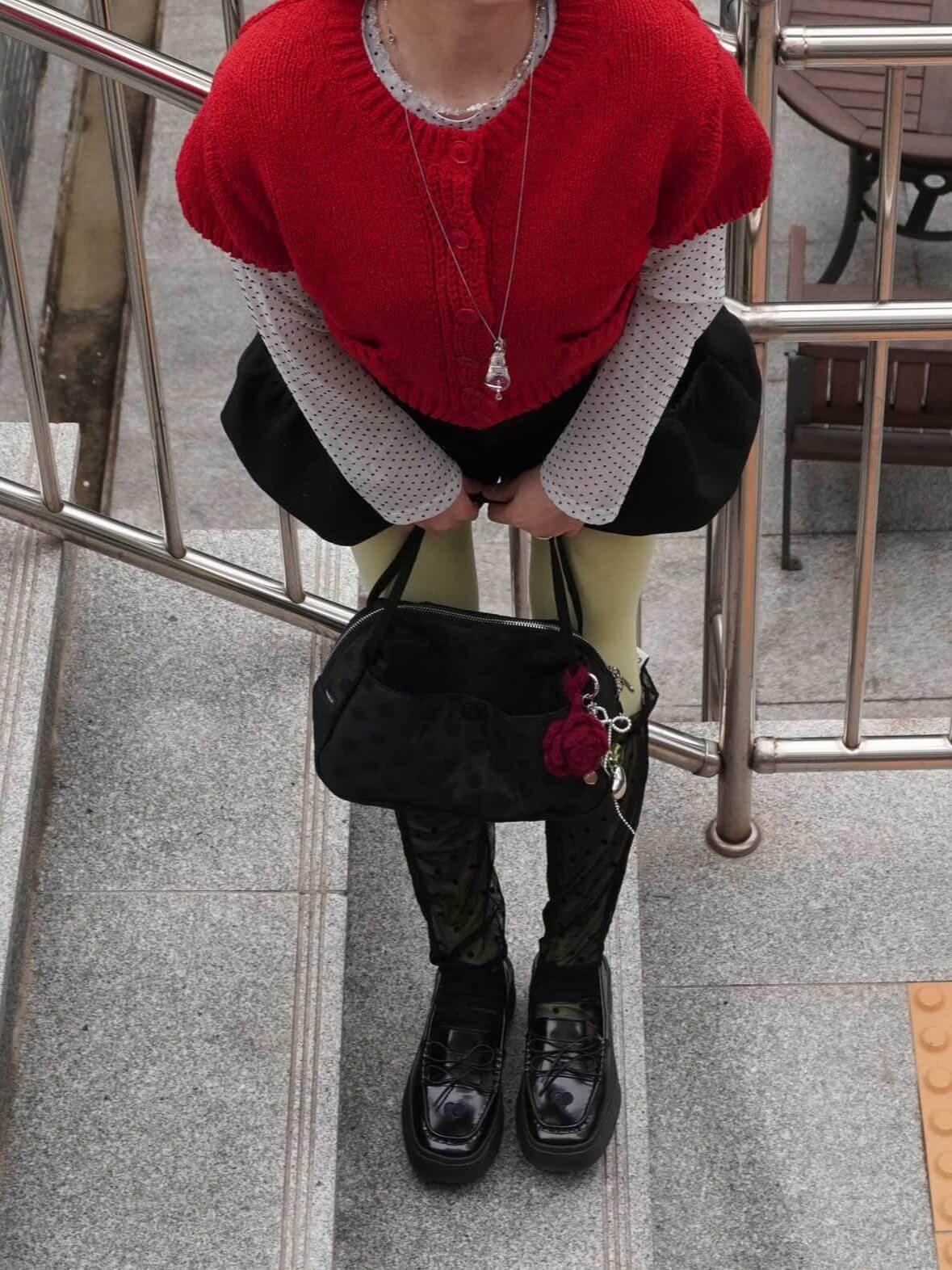 Rosefrantz Pocket short sleeve knit cardigan [Red], Rosefrantz Dot Heart Cotton T-Shirt [Ivory] 착용 스타일 - 7