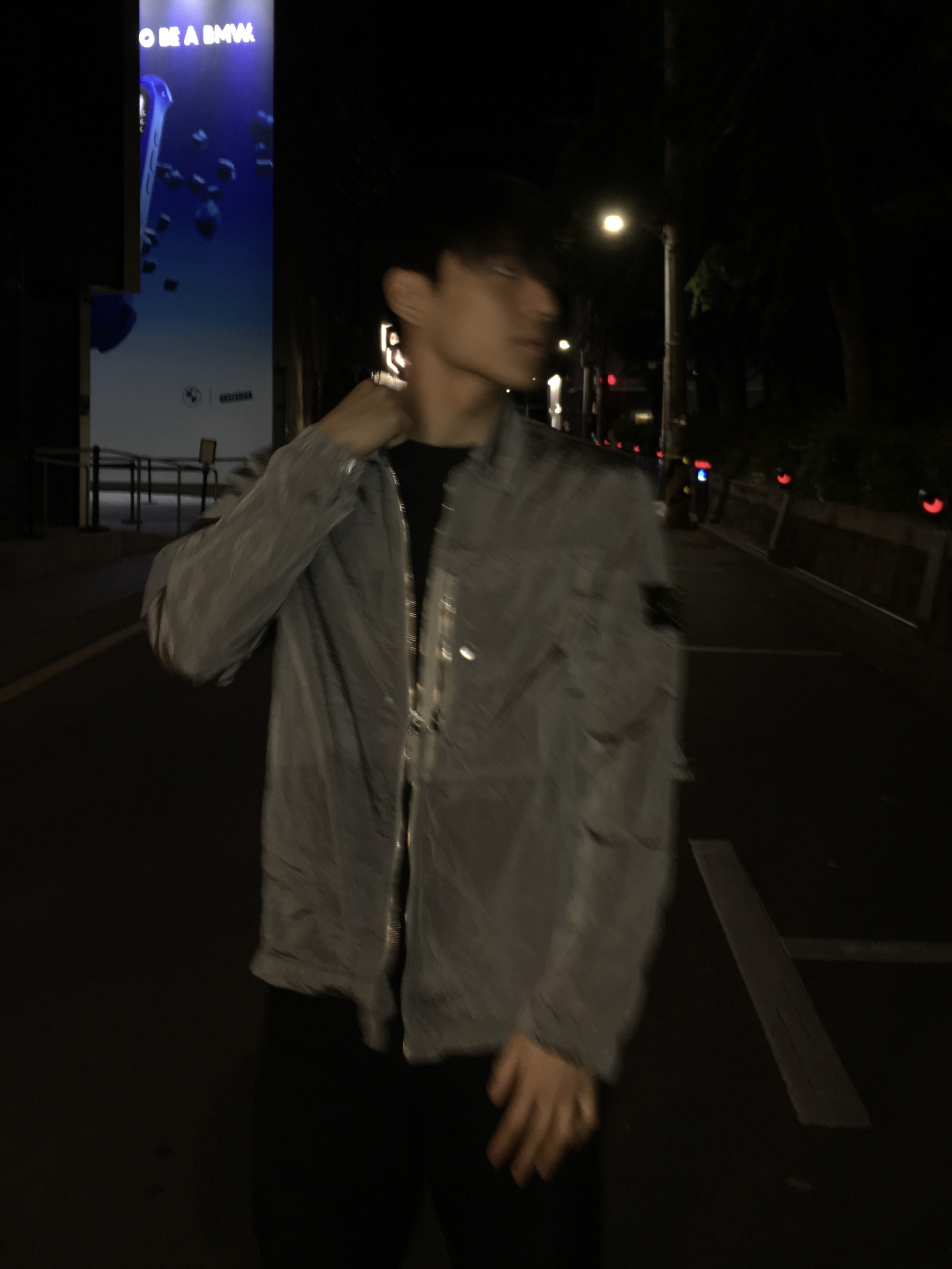 Wooyoungmi Straight Denim Pants Black - 24FW, Stone Island 1200038 Nylon Metal In Econyl Regular-Fit Overshirt with Zip Pocket Pearl Grey - 26SS 착용 스타일 - 1