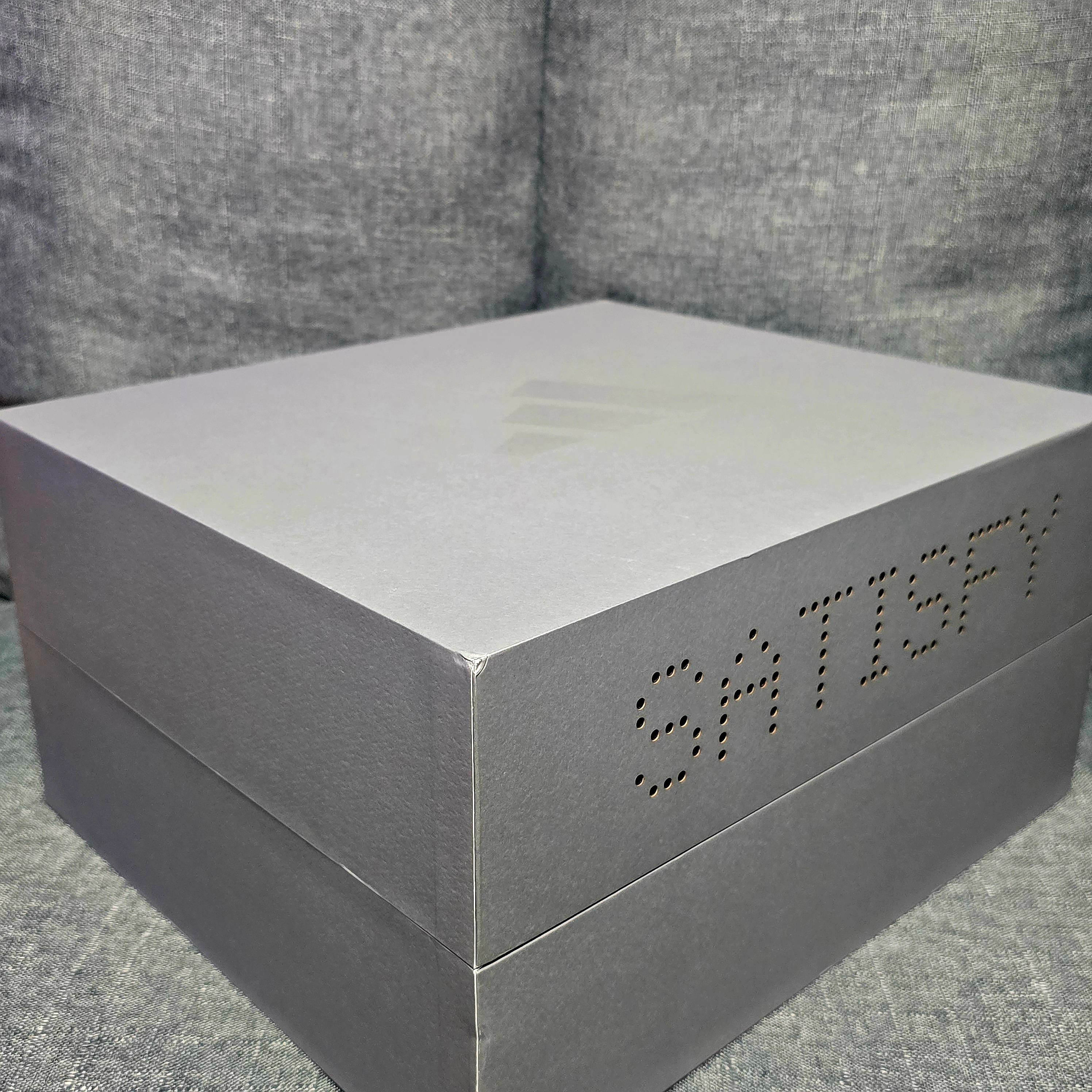 Adidas x Satisfy Adizero Adios Pro 4 Tent Green Matte Silver 착용 스타일 - 4