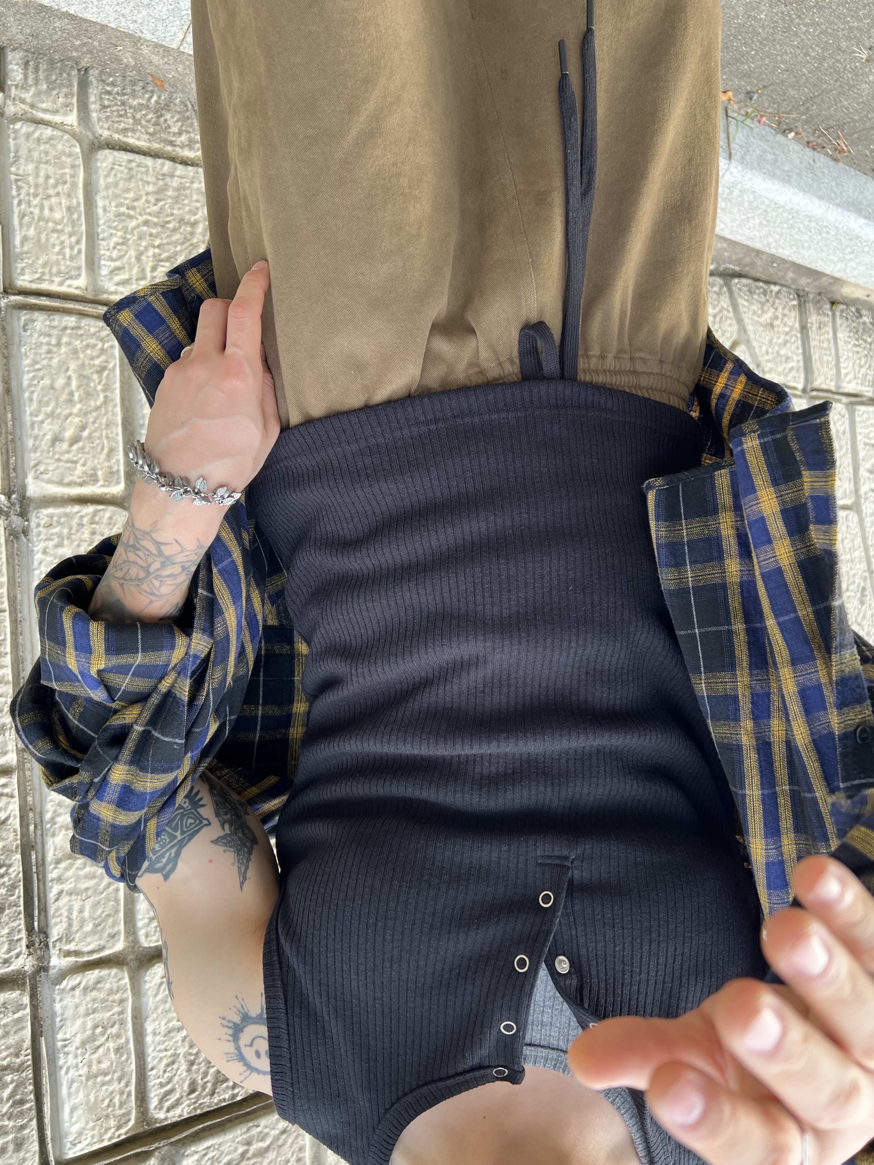 MJD Oversized Flannel Check Shirt Multi, Hono Report Leaf Bracelet 착용 스타일 - 2