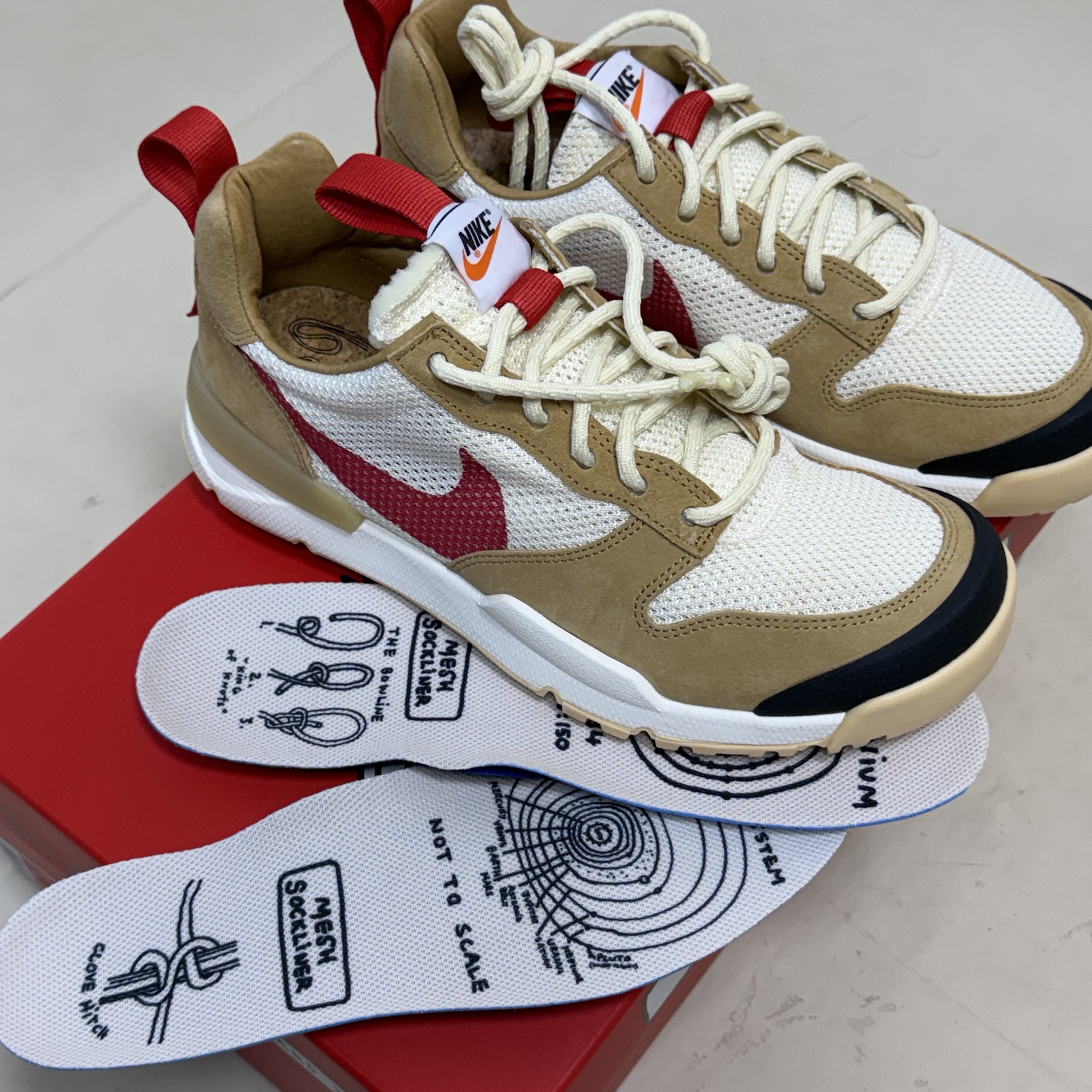 Nike x Tom Sachs Mars Yard Shoe 3.0 Space Camp 착용 스타일