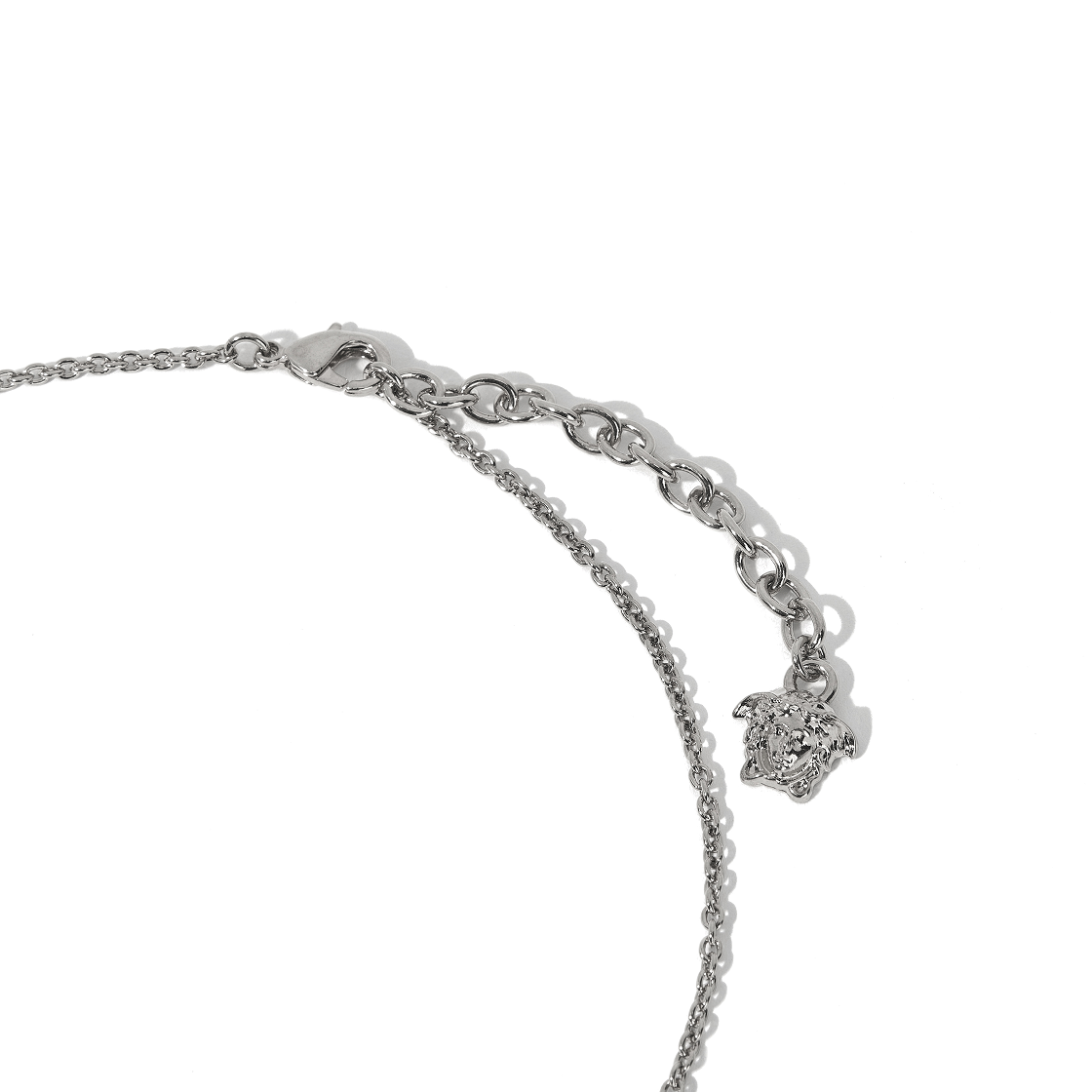 베르사체 에나멜 메두사 네클리스 블랙(Versace Enamel Medusa Necklace Black) - 3