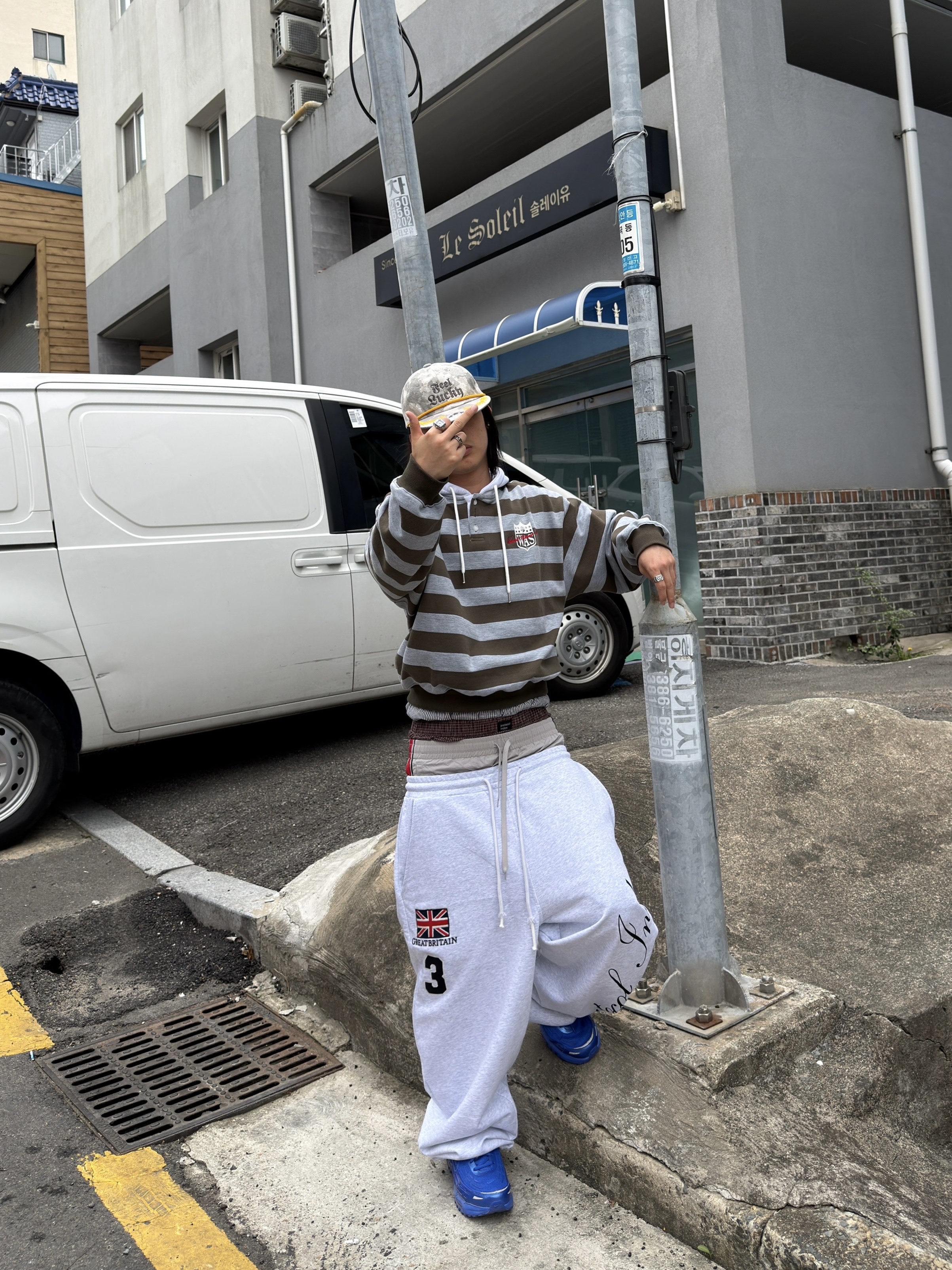 Protocol Index 3 Layered Sweatpants Oatmeal Melange 착용 스타일 - 2