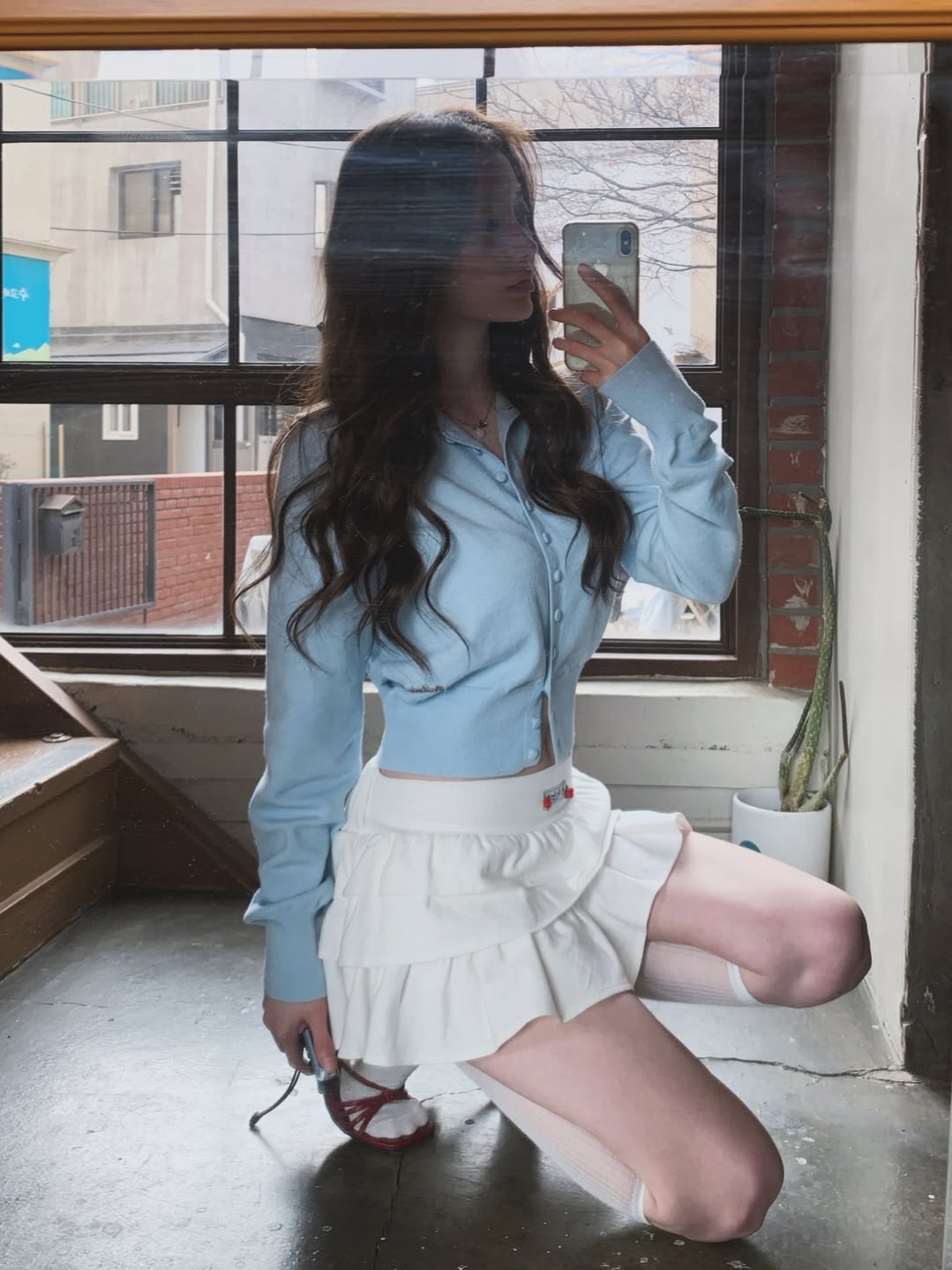 Rosefrantz Rose Cancan Mini Skirt [White], Rosefrantz Fabric Button Collar Cardigan [Sky Blue] 착용 스타일 - 6