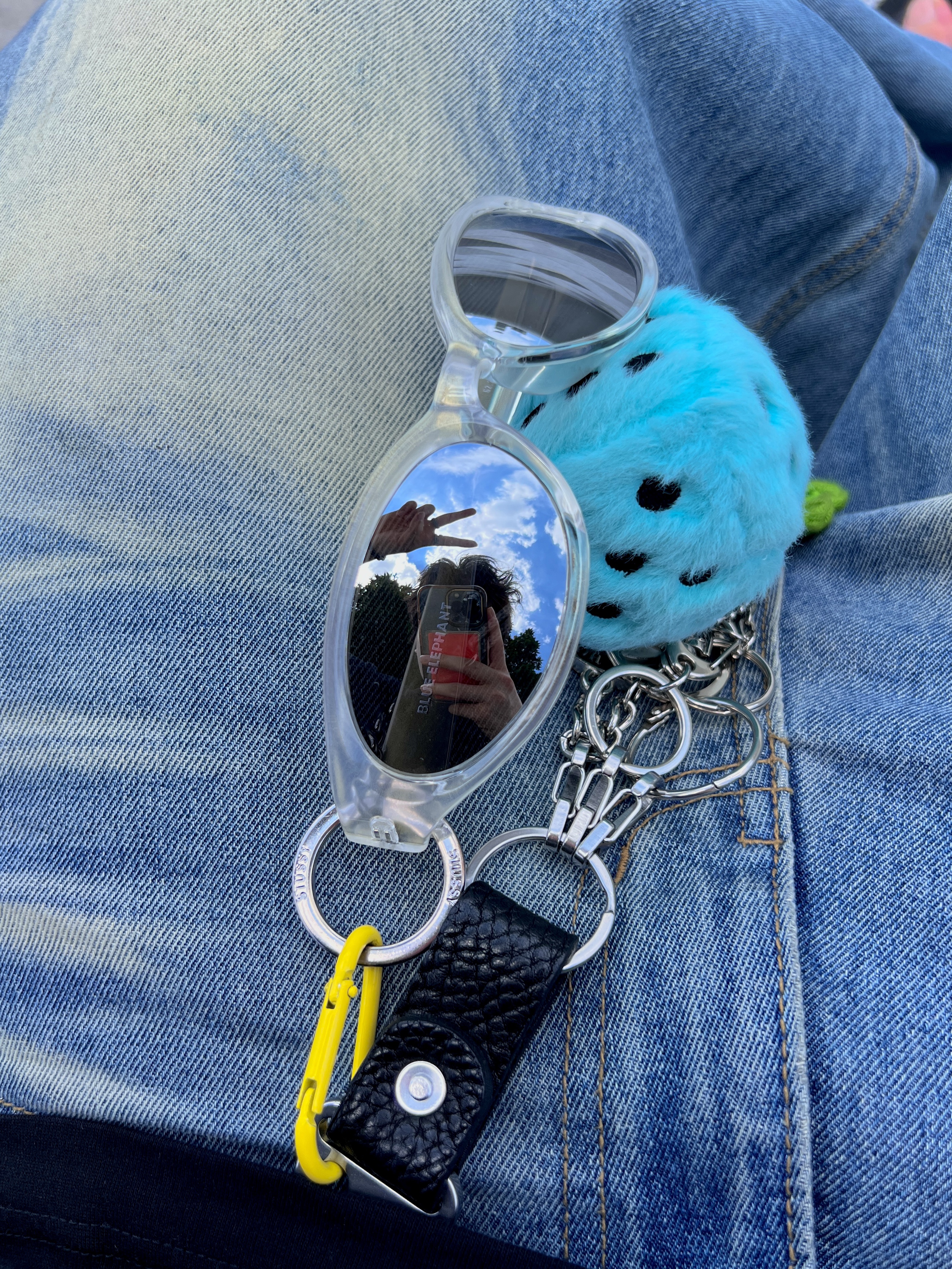 Taw&Toe Flip Flop Zerovity OG Glossy Black, Stussy Fuzzy Dice Keychain Teal 착용 스타일 - 3