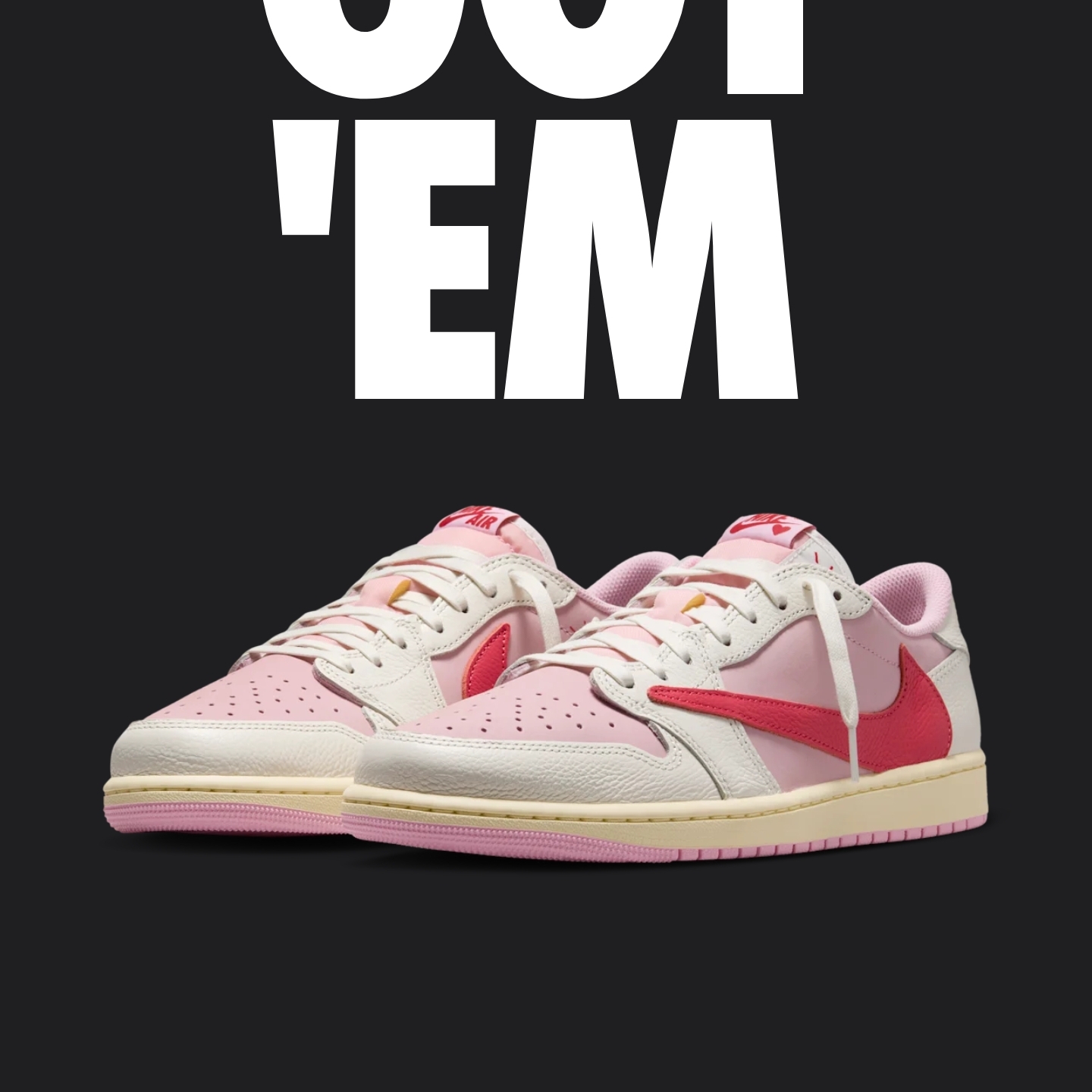 Jordan 1 x Travis Scott Retro Low OG SP Sail Tropical Pink 착용 스타일 - 3