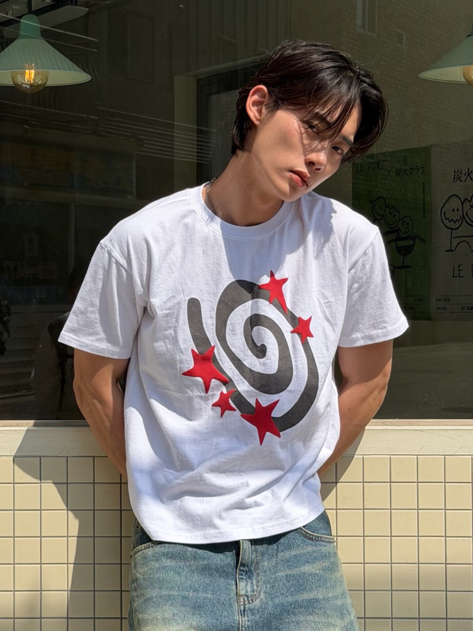 AMOU Molly Star Half T-Shirts White 착용 스타일 - 1
