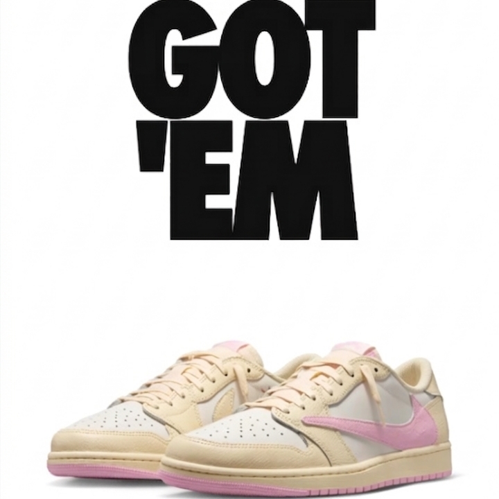 Jordan 1 x Travis Scott Retro Low OG SP Muslin Shy Pink 착용 스타일