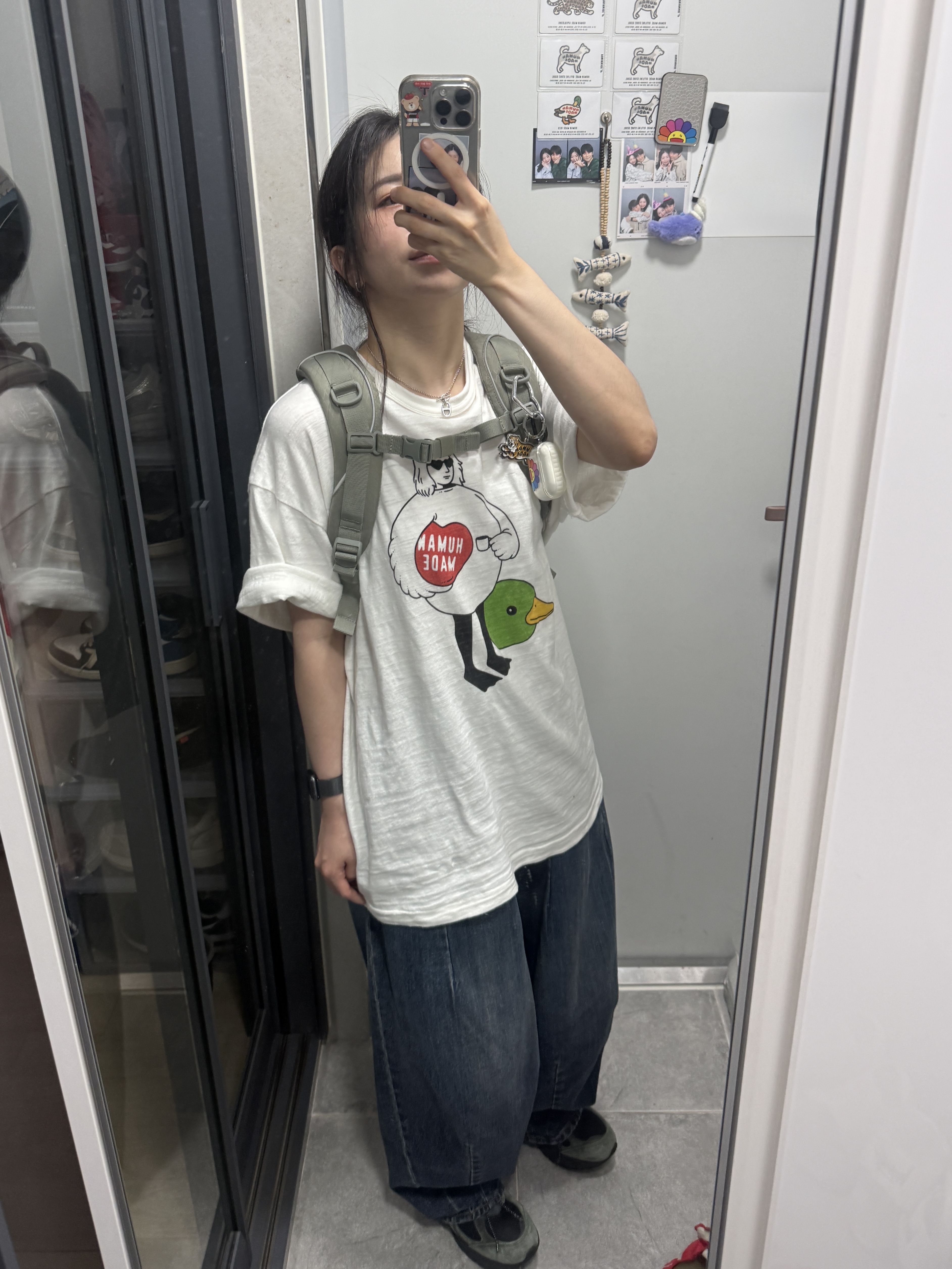 Palace Cordura Y-Rip Backpack Olive - 24SS, New Balance x JJJJound 2002R Gore-Tex Pine 착용 스타일