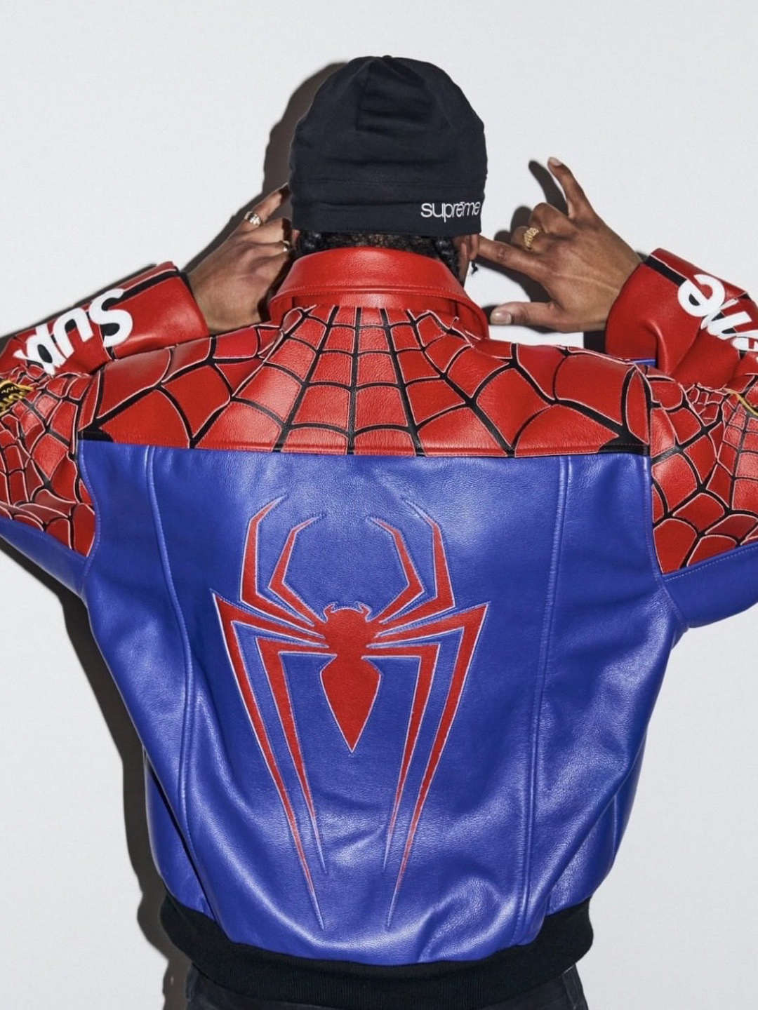 Supreme x Vanson Leathers Spider-Man Zip Up Hooded Sweatshirt Black - 26SS, Supreme x Vanson Leathers Spider-Man Zip Up Hooded Sweatshirt Red - 26SS μ°©μ© μ€νμΌ - 2