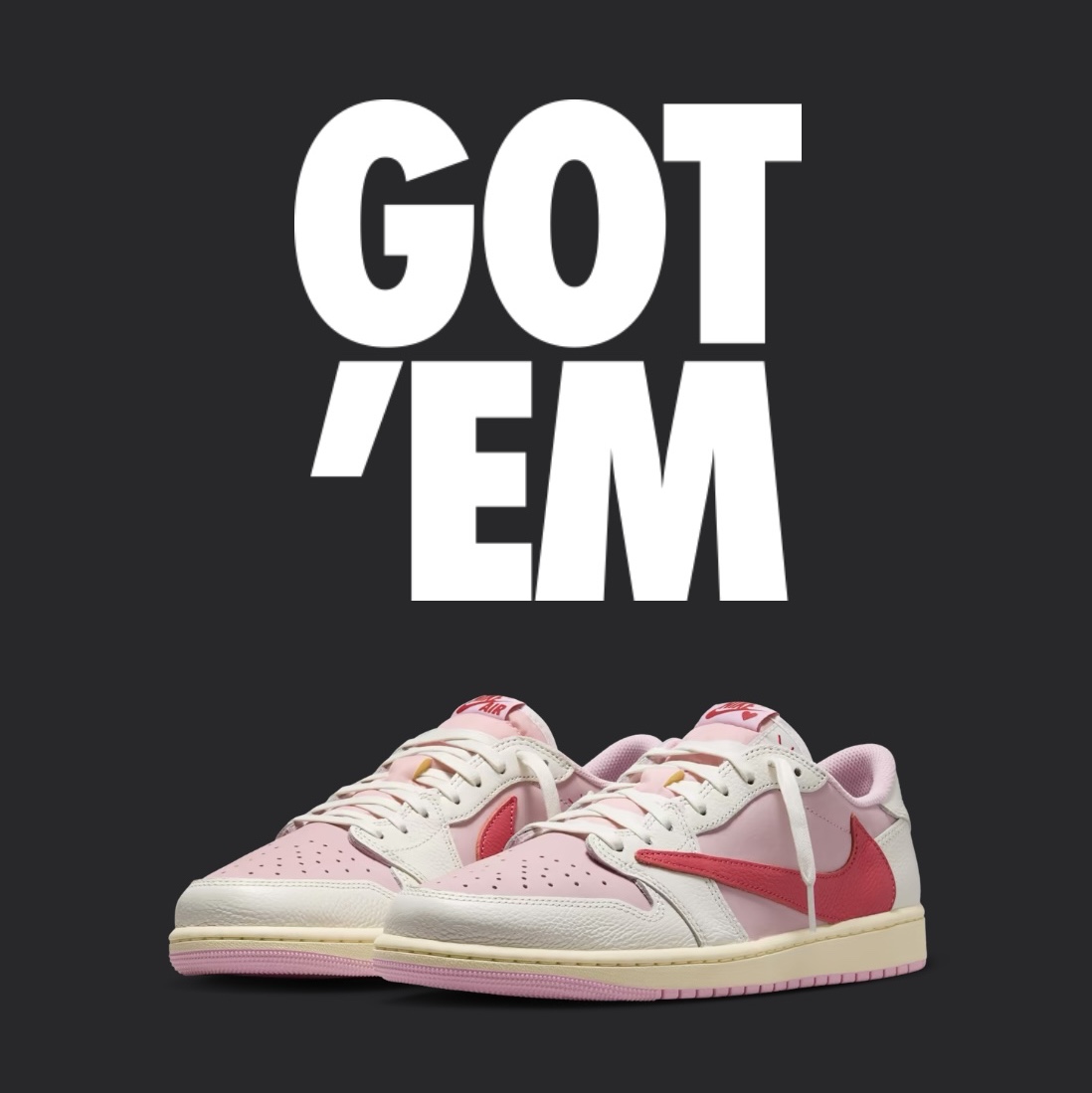 Jordan 1 x Travis Scott Retro Low OG SP Sail Tropical Pink 착용 스타일