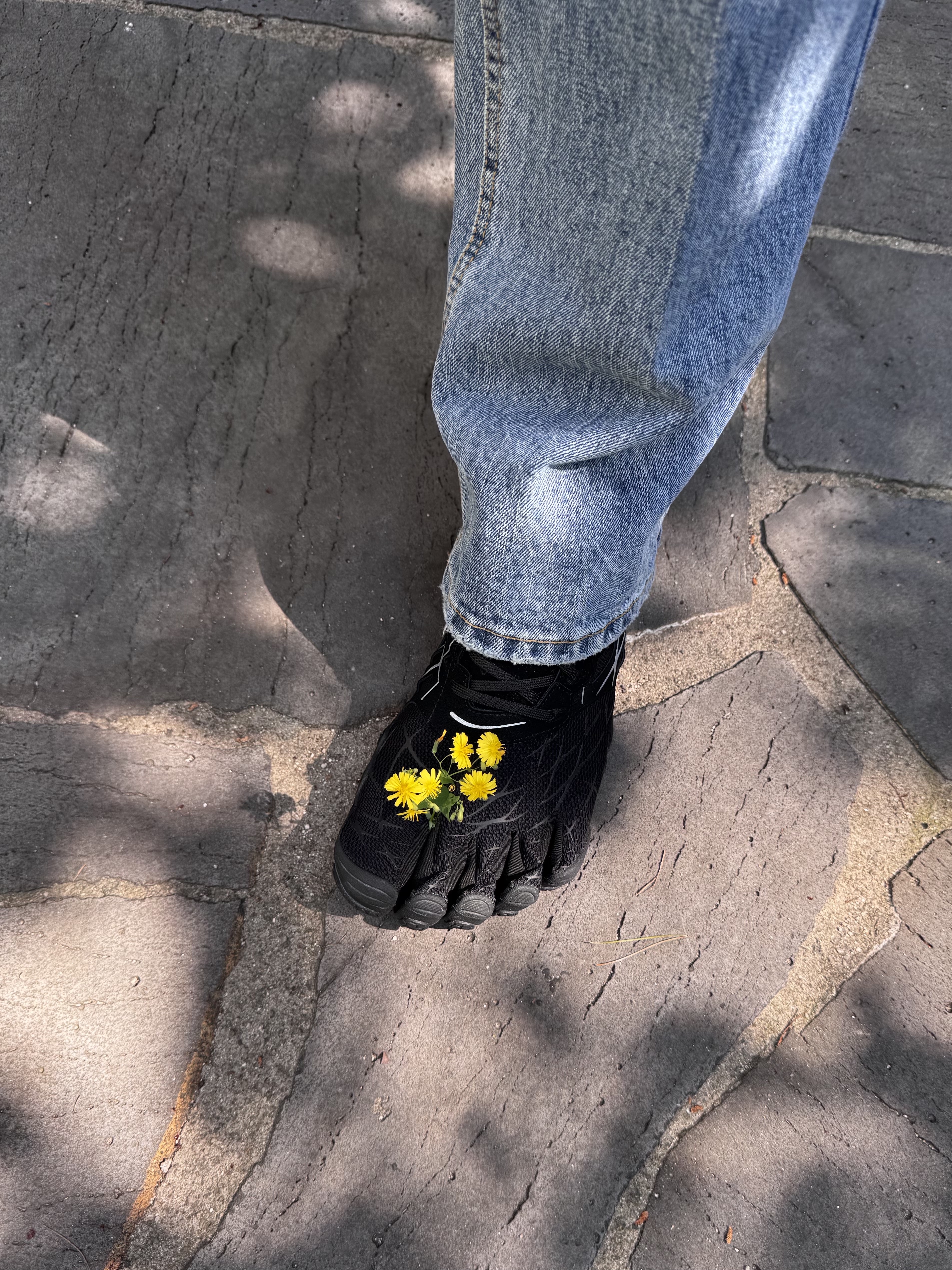 Vibram Fivefingers Seeya LS Evo Black Reflective - 26SS, Ray-Ban Balorama Polished Black Frame G-15 Green Polarized Lense High Bridge Fit 착용 스타일 - 2