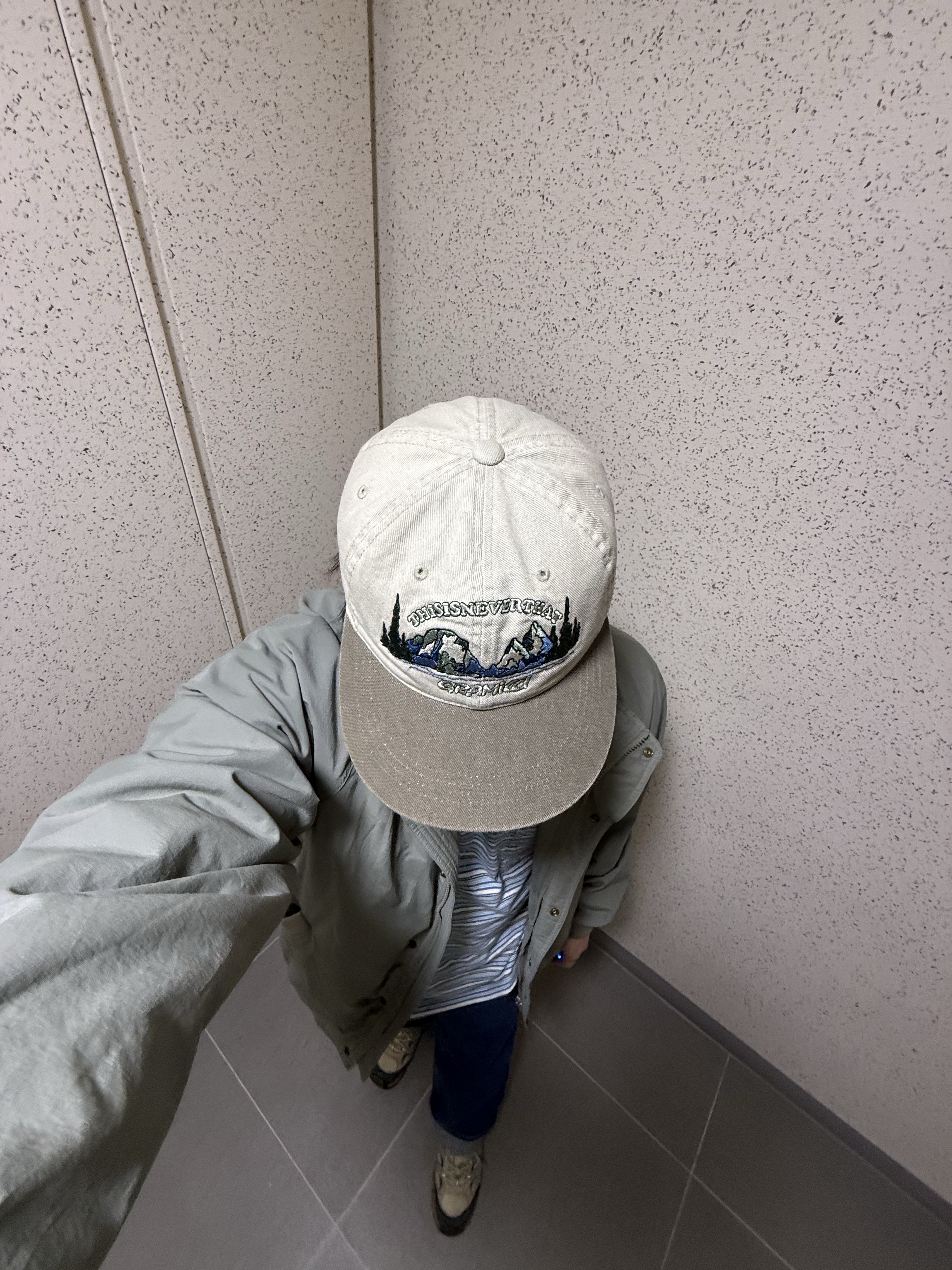 Merrell x Khakis Moab 3 Khaki 착용 스타일 - 3