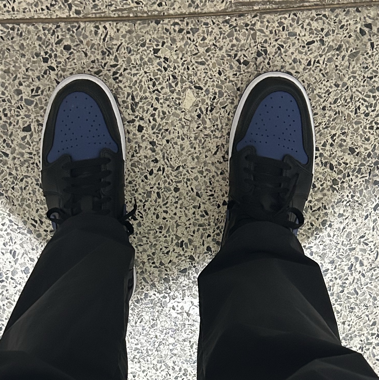Jordan 1 Retro Low OG Mystic Navy 착용 스타일