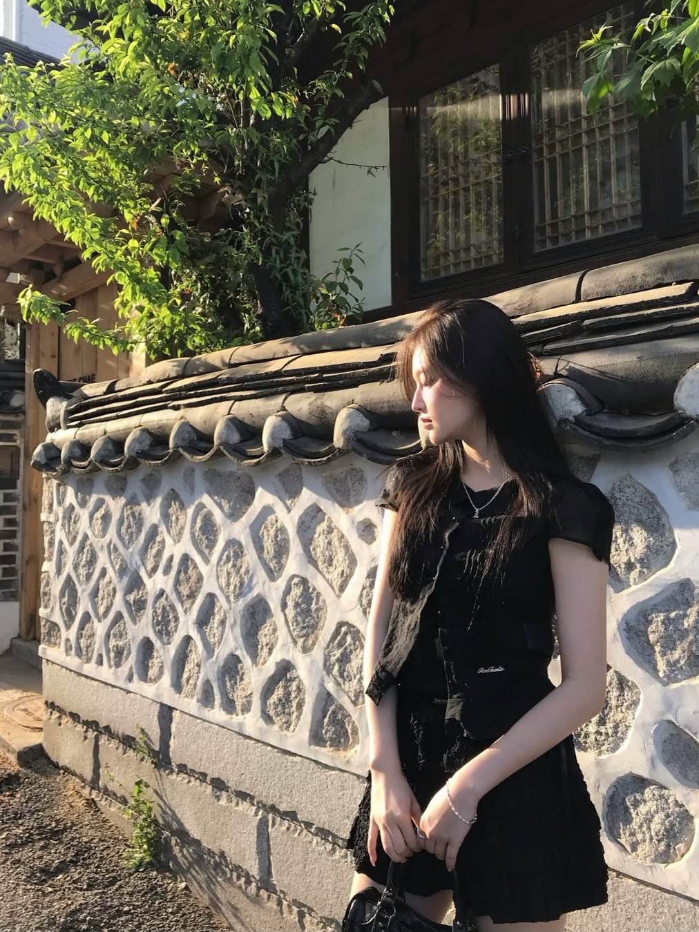 Rosefrantz See-through Pleat Short Sleeved Blouse [Black], Rosefrantz CanCan Ribbon Mini Skirt [Black] 착용 스타일 - 4